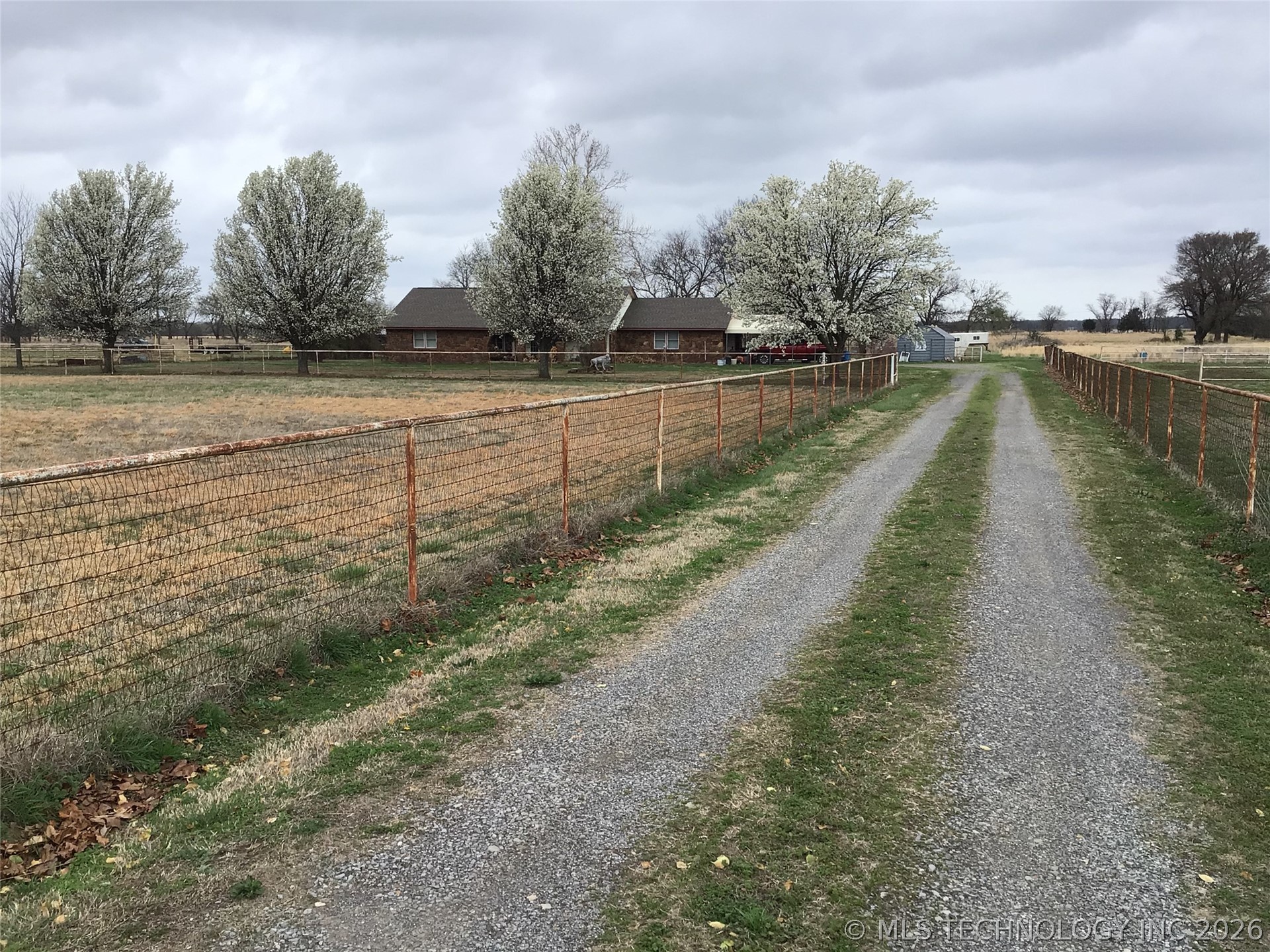 15055 E 412 Highway Property Photo 2
