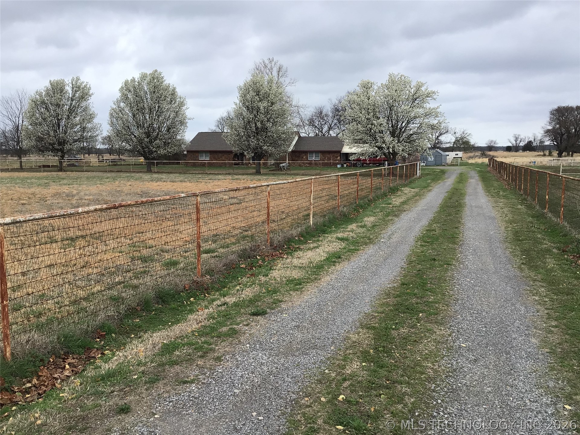 15055 E 412 Highway Property Photo 3