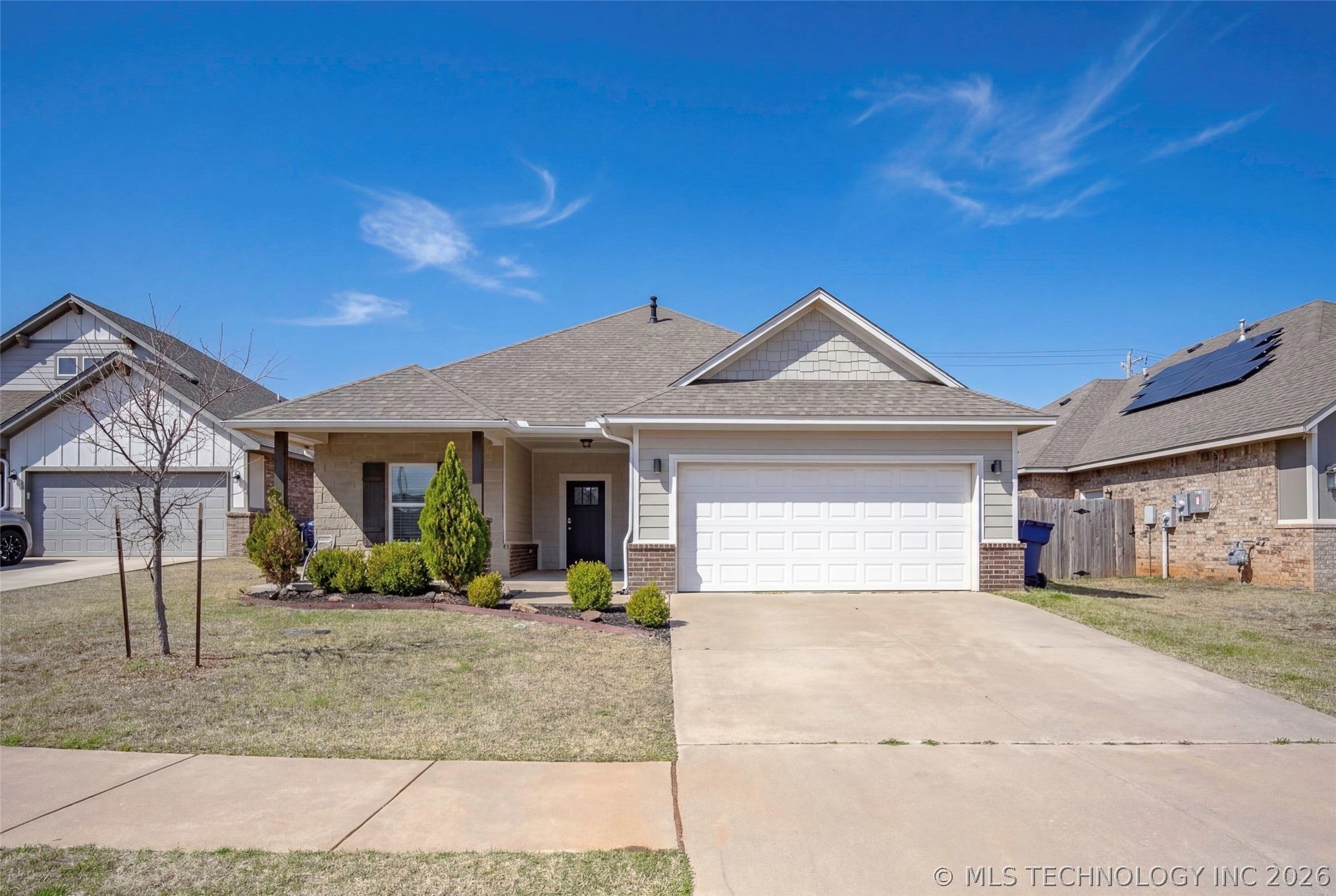 8921 NW 129th