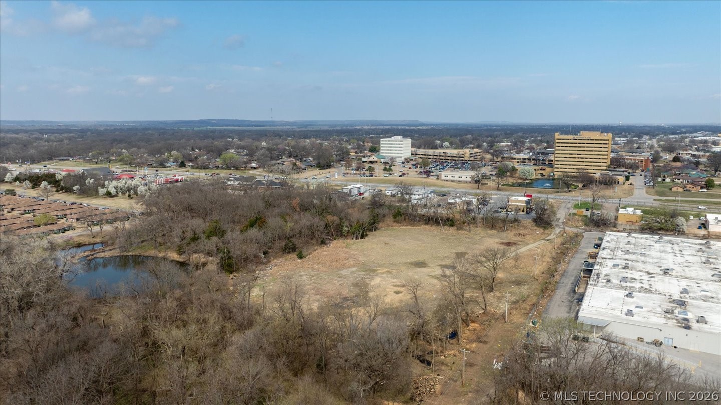 Frank Phillips Boulevard Property Photo 2