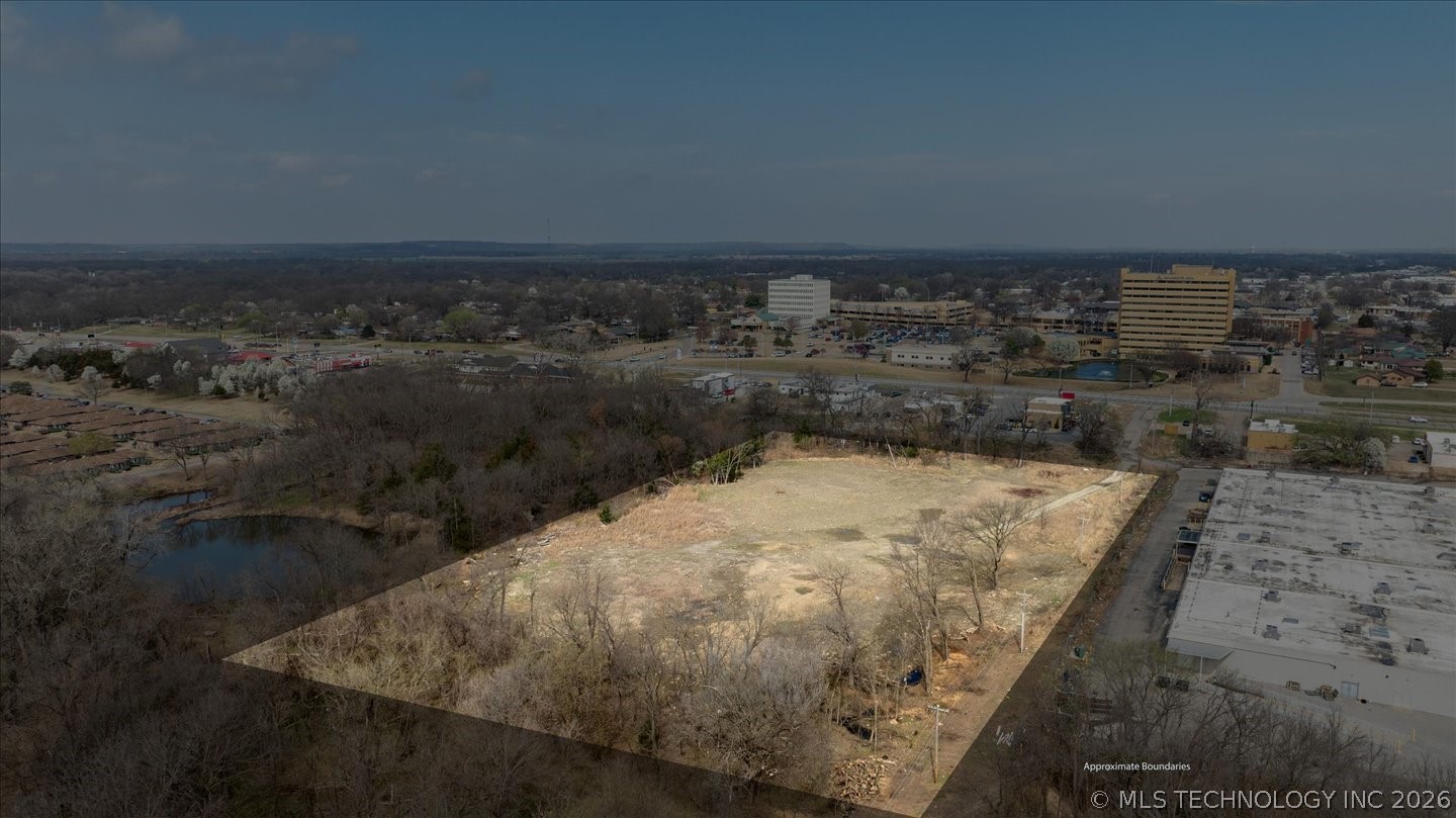 Frank Phillips Boulevard Property Photo 3