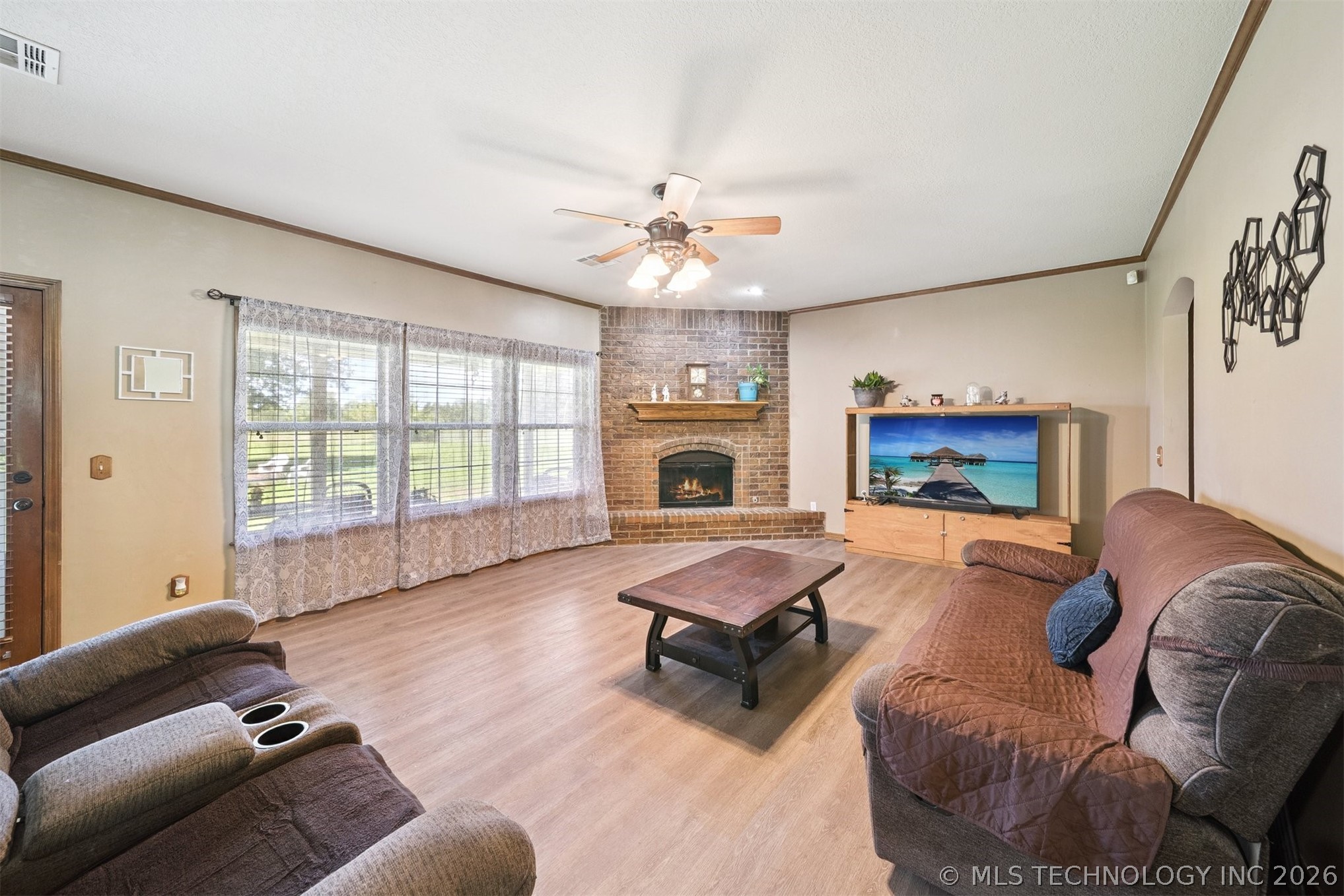 1805 Ne Oakridge Drive Property Photo 19