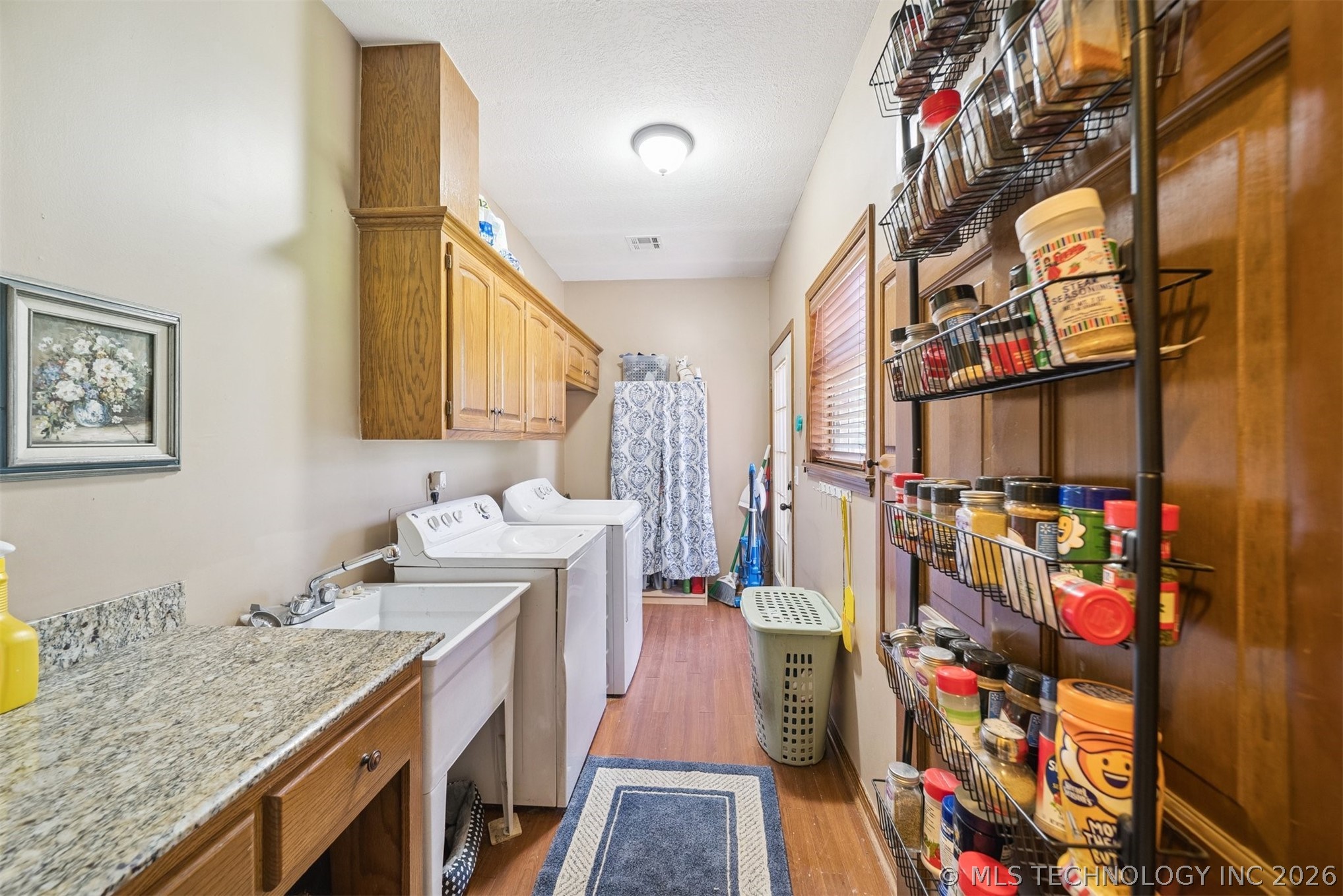 1805 Ne Oakridge Drive Property Photo 27