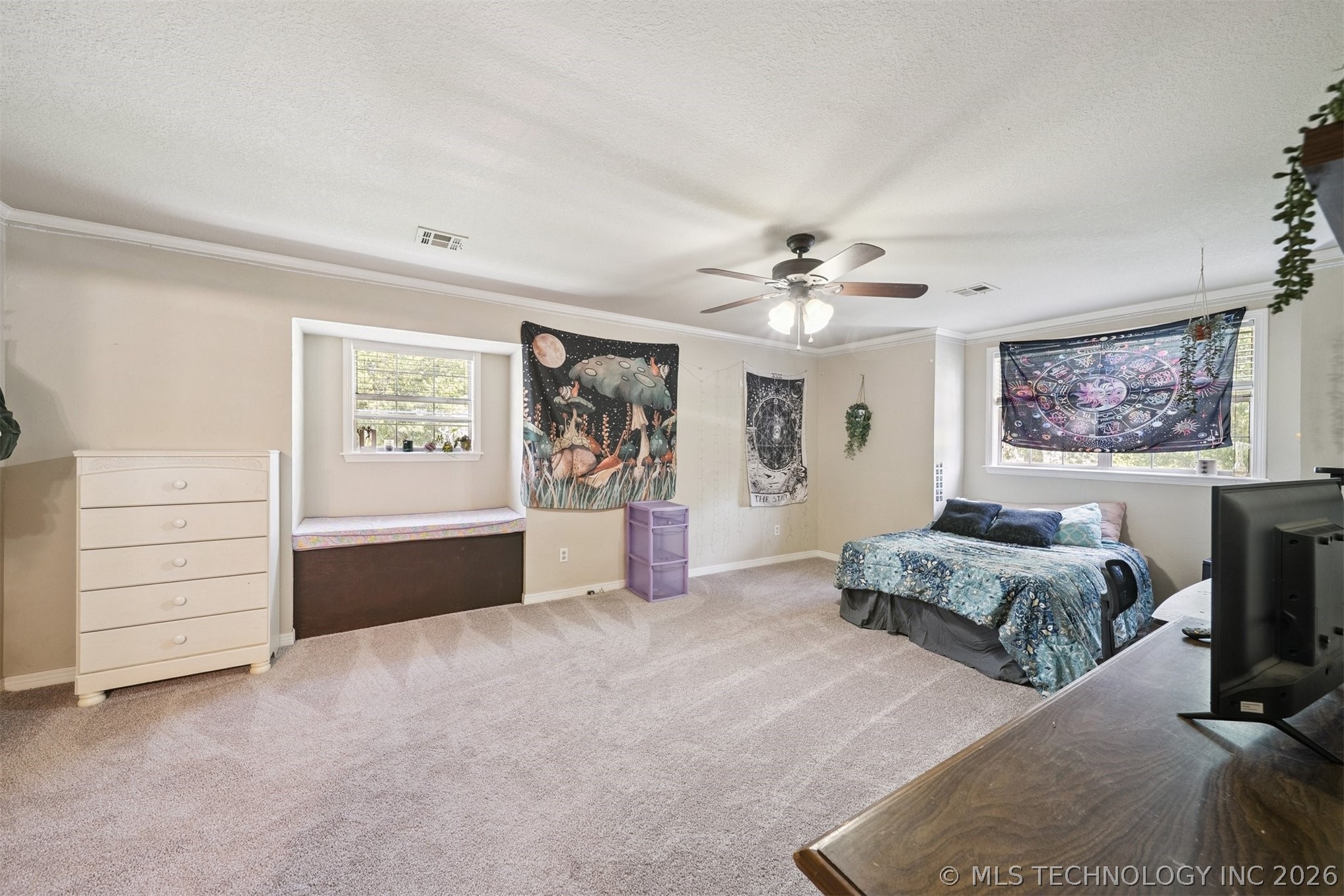 1805 Ne Oakridge Drive Property Photo 28
