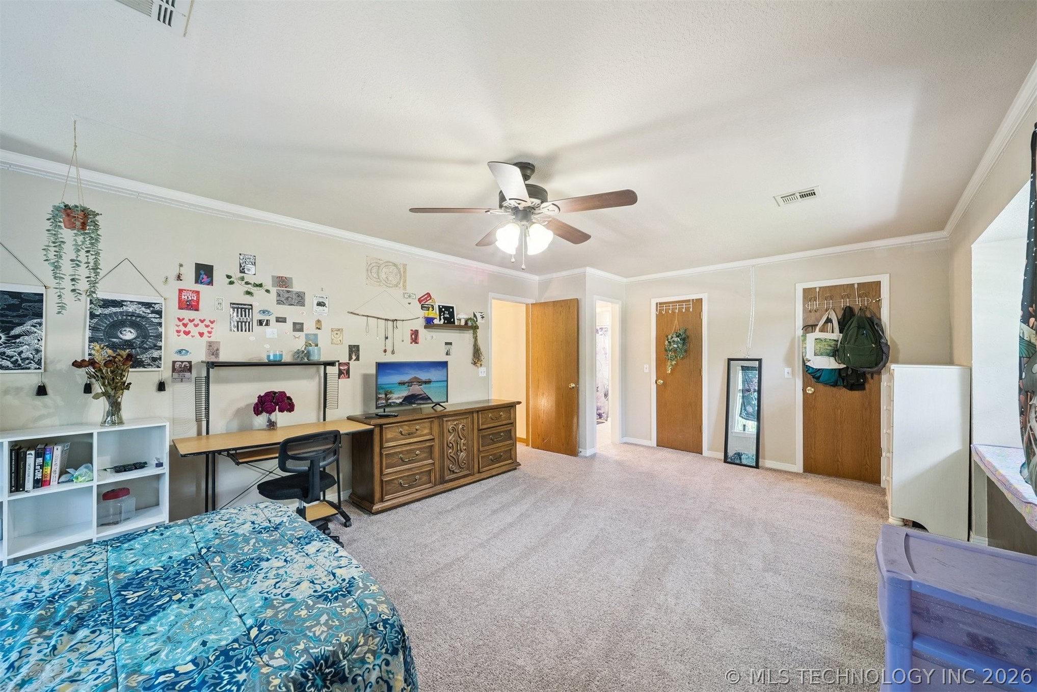 1805 Ne Oakridge Drive Property Photo 29