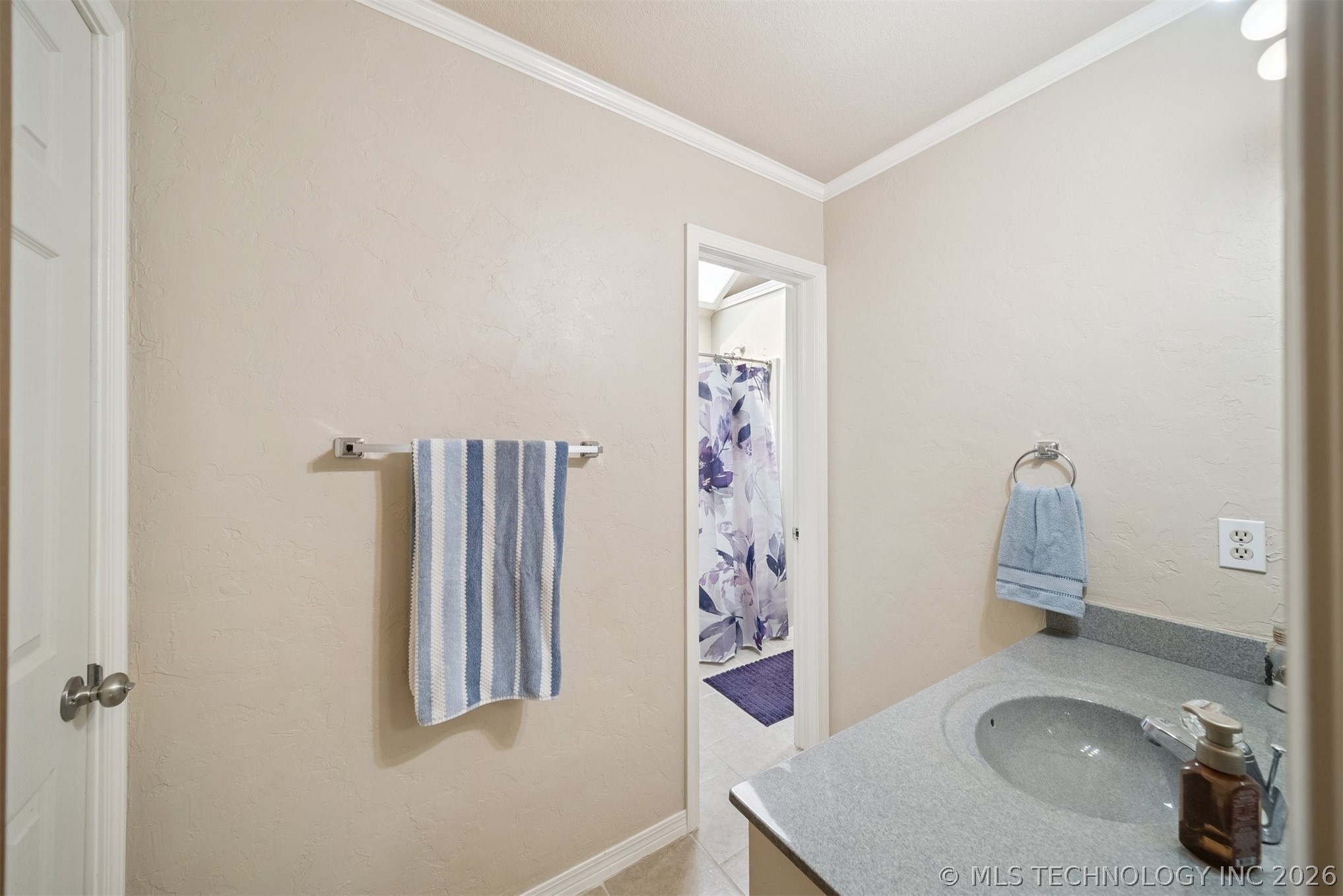 1805 Ne Oakridge Drive Property Photo 32