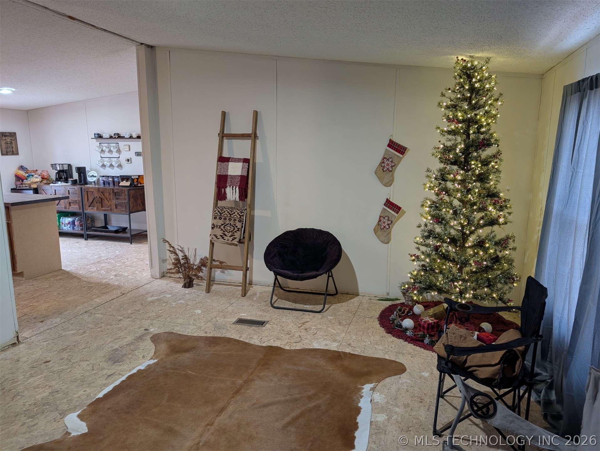 57334 S 36730 Road Property Photo 3