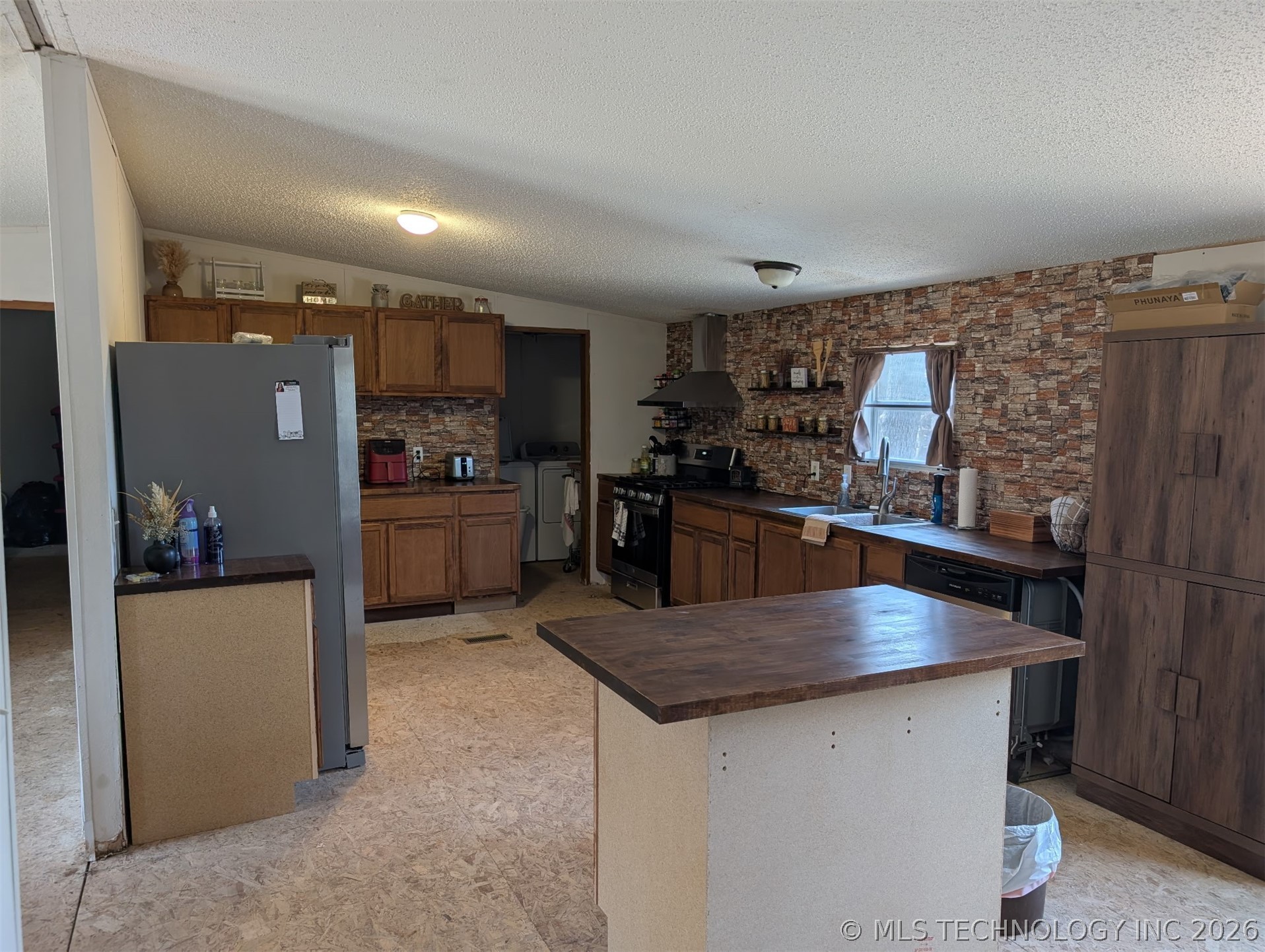 57334 S 36730 Road Property Photo 4
