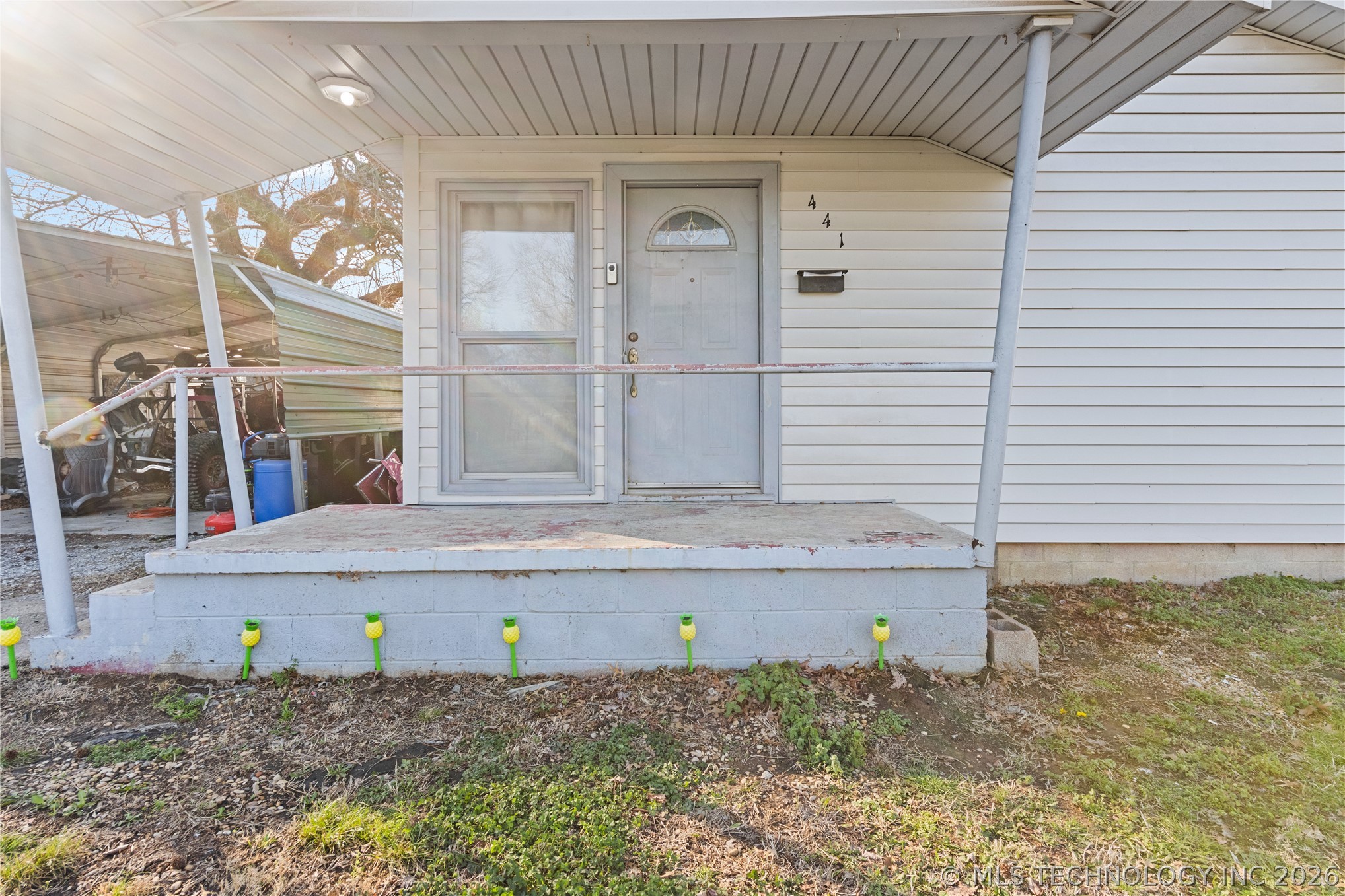 441 N Brown Property Photo 2