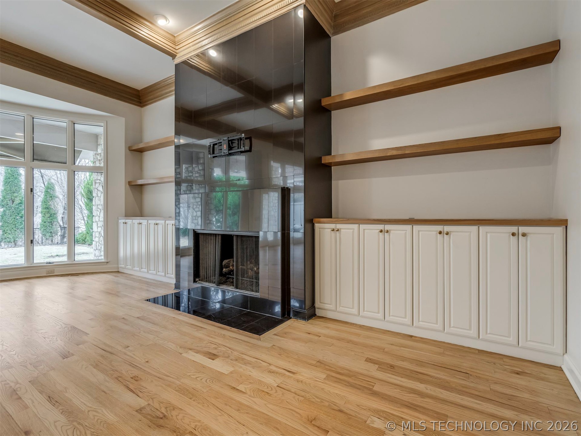 7426 S Gary Place Property Photo 10