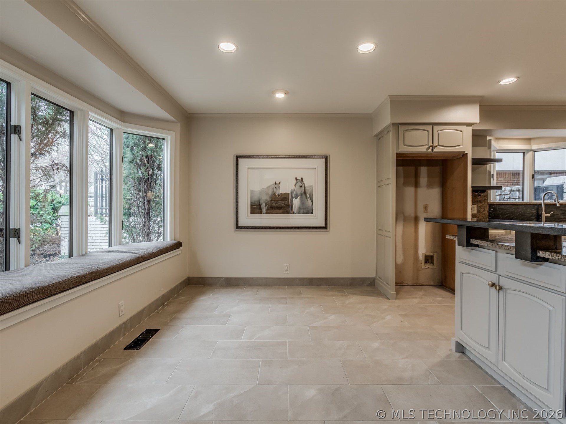 7426 S Gary Place Property Photo 17