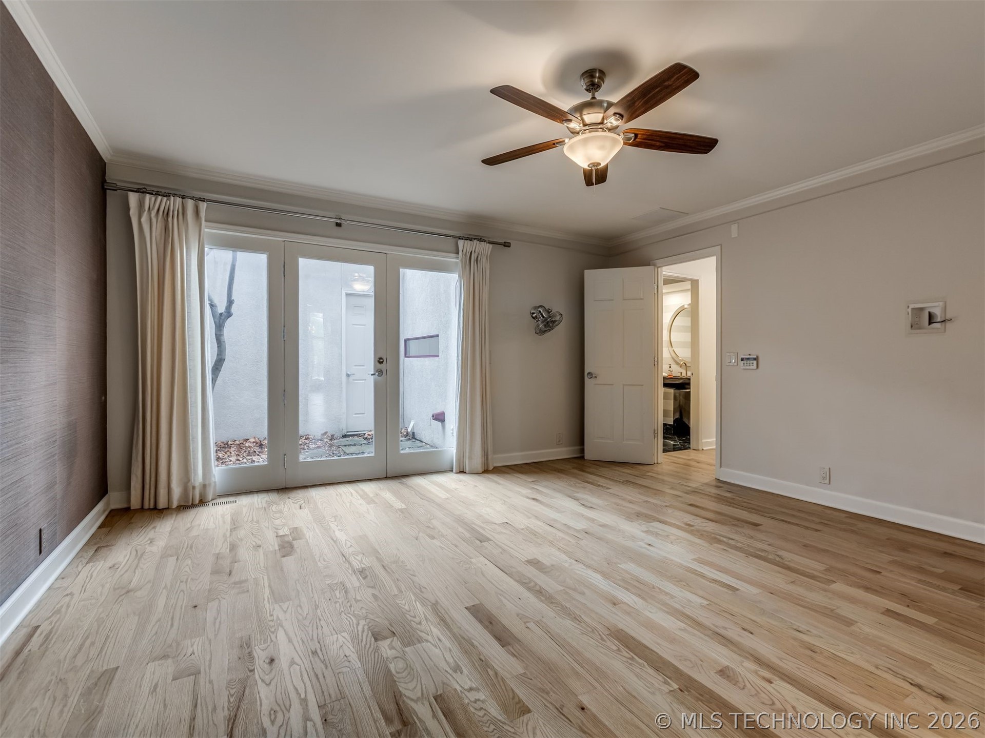 7426 S Gary Place Property Photo 19