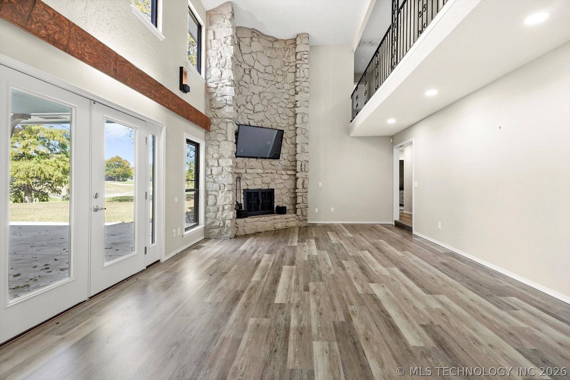 8610 Meadowood Circle Property Photo 4