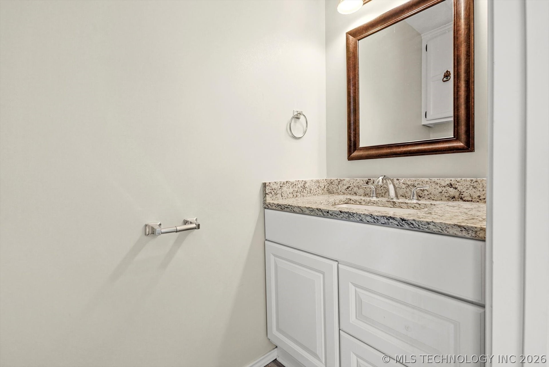 8610 Meadowood Circle Property Photo 10