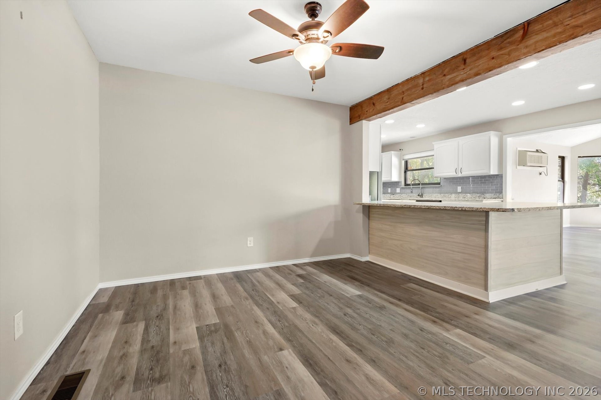 8610 Meadowood Circle Property Photo 11