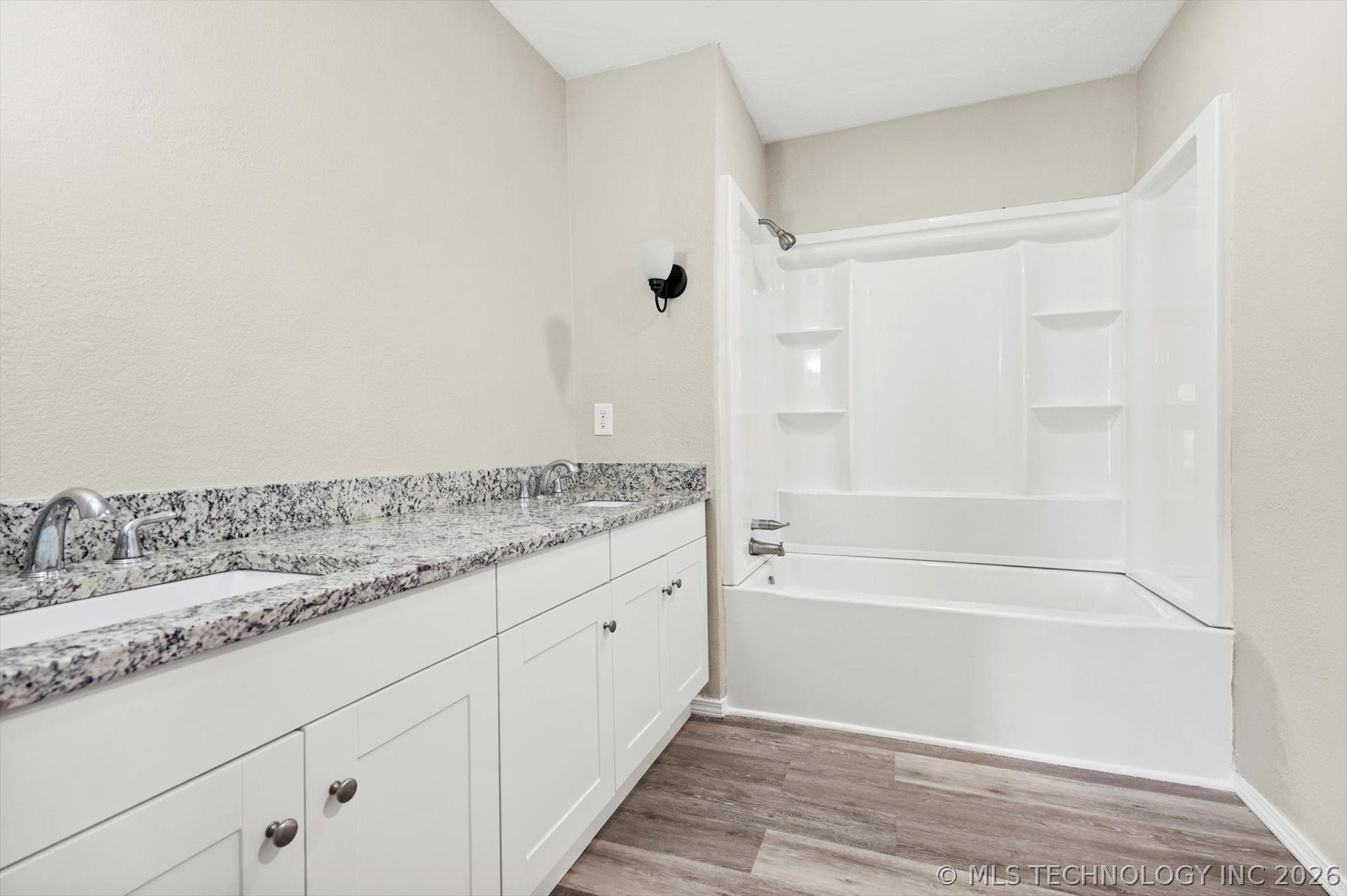 8610 Meadowood Circle Property Photo 20