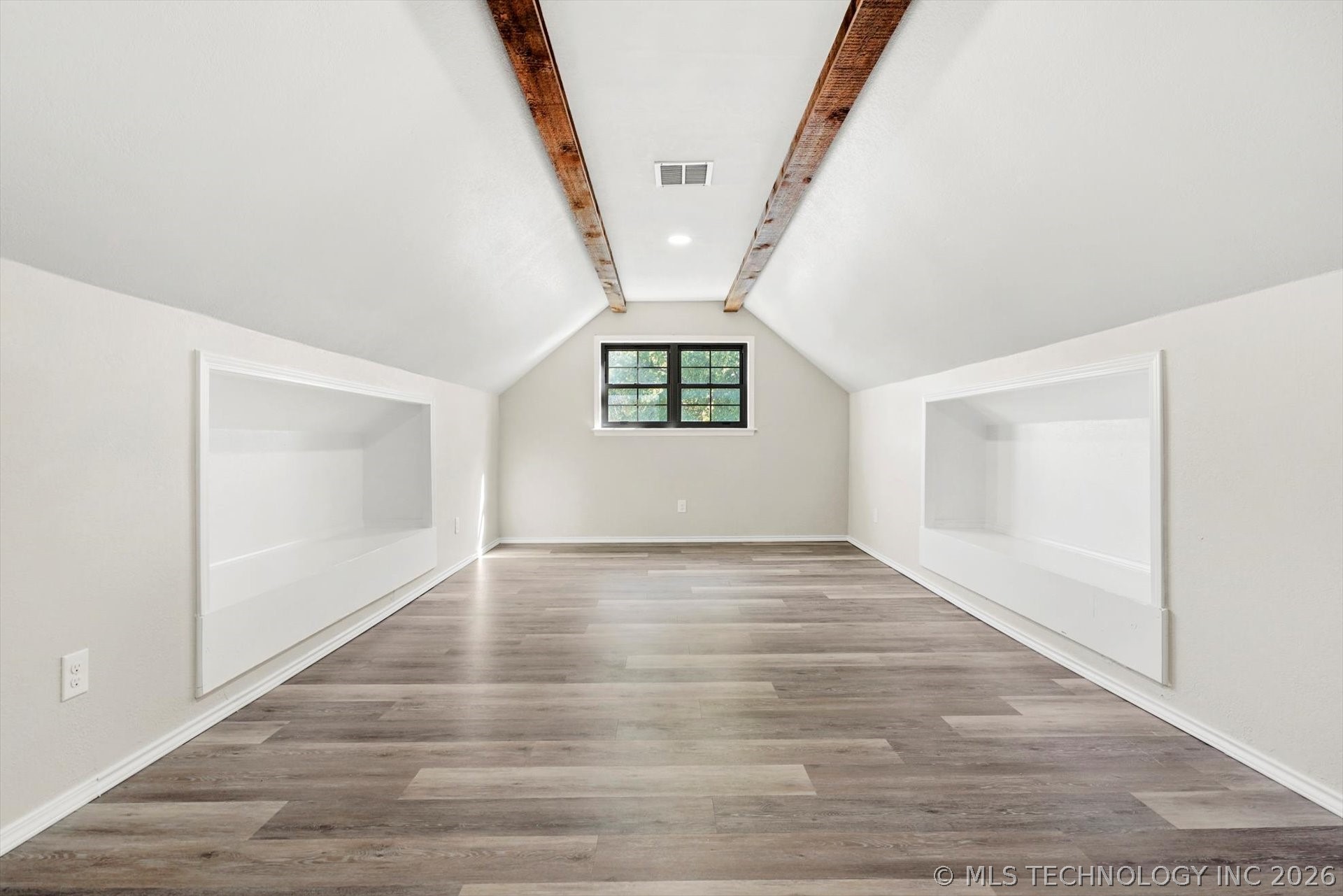 8610 Meadowood Circle Property Photo 23