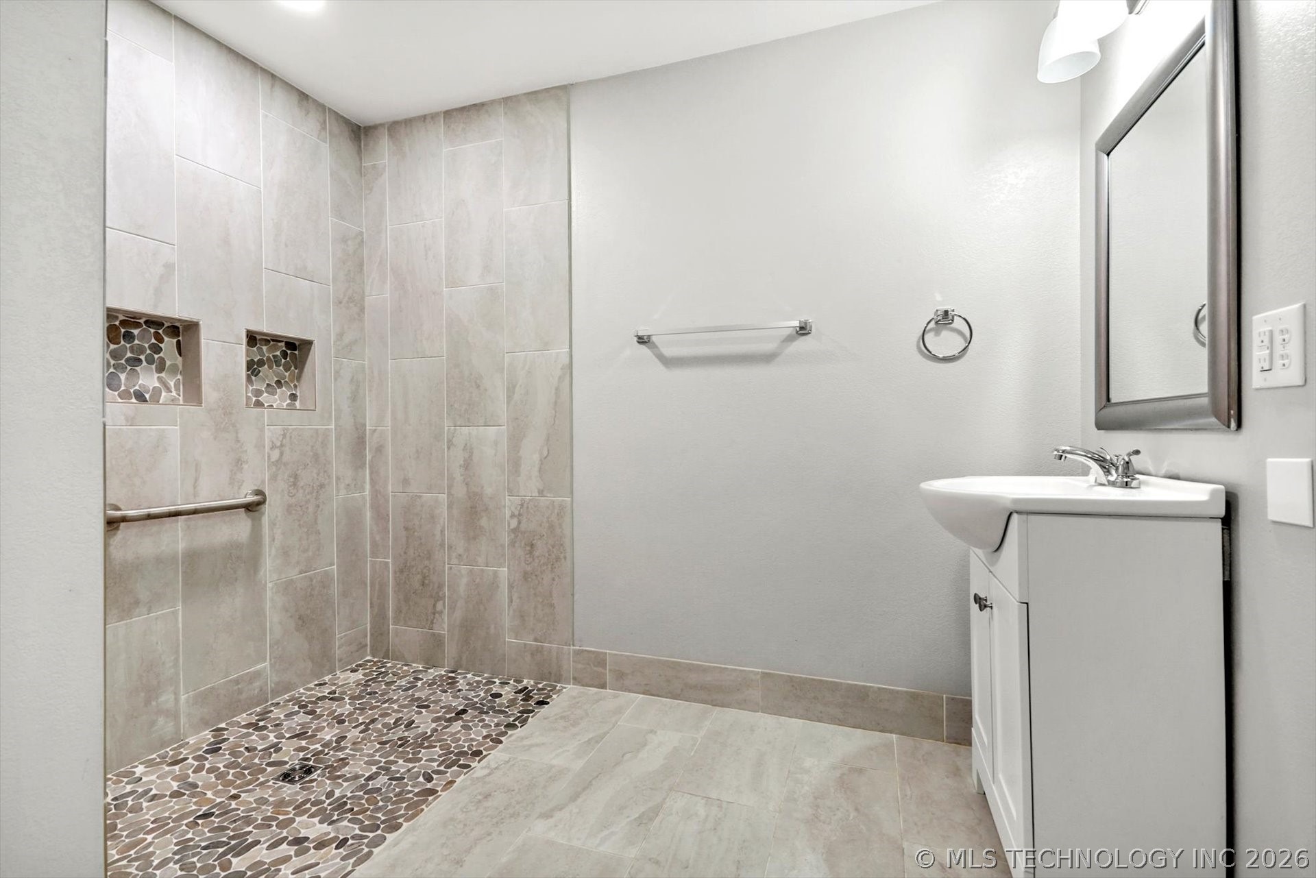 8610 Meadowood Circle Property Photo 24