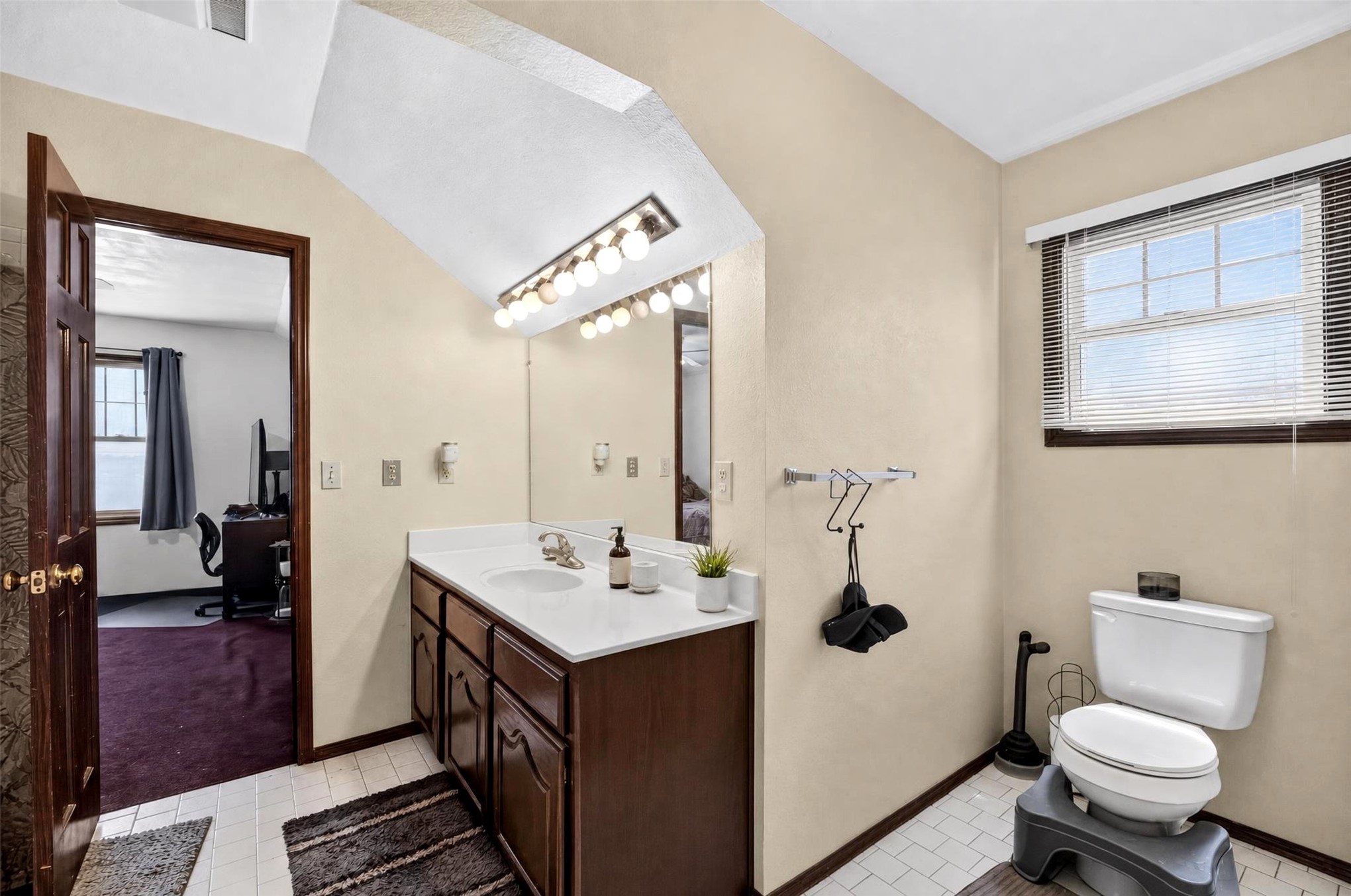 151 S 2nd Street Property Photo 38