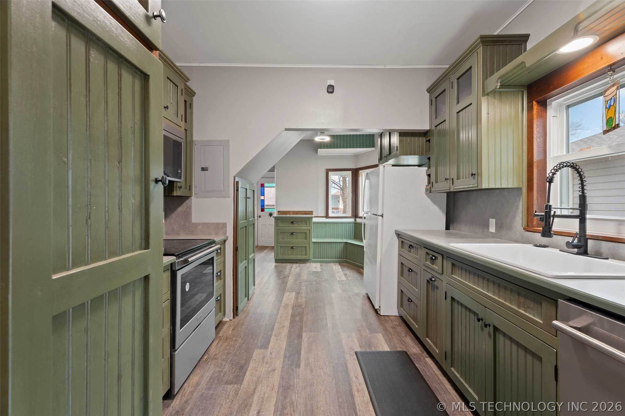501 S Thompson Street Property Photo 6