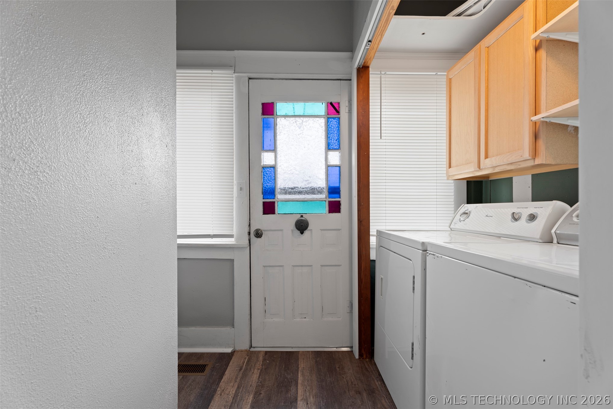 501 S Thompson Street Property Photo 9