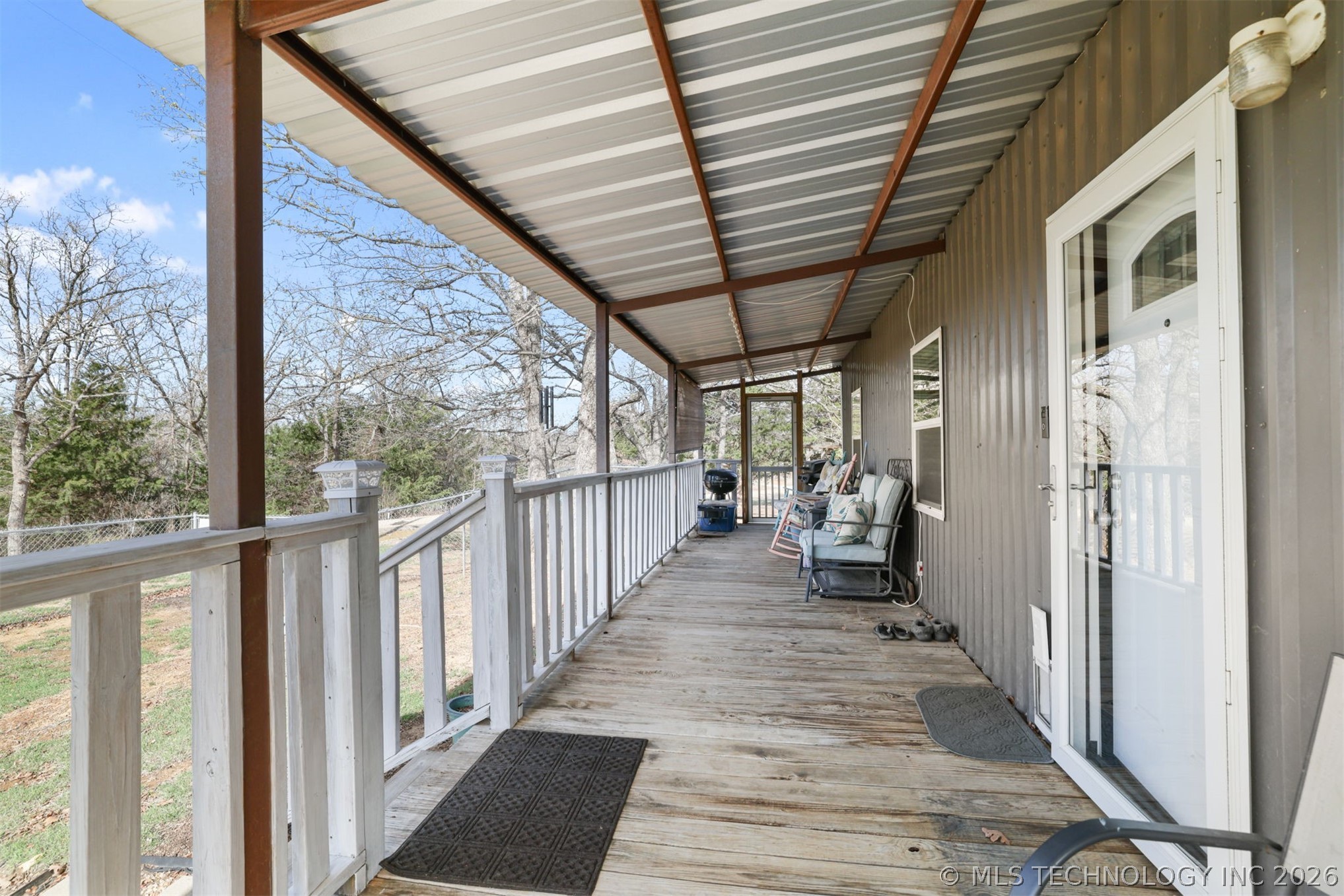 674 Evergreen Lane Property Photo 2