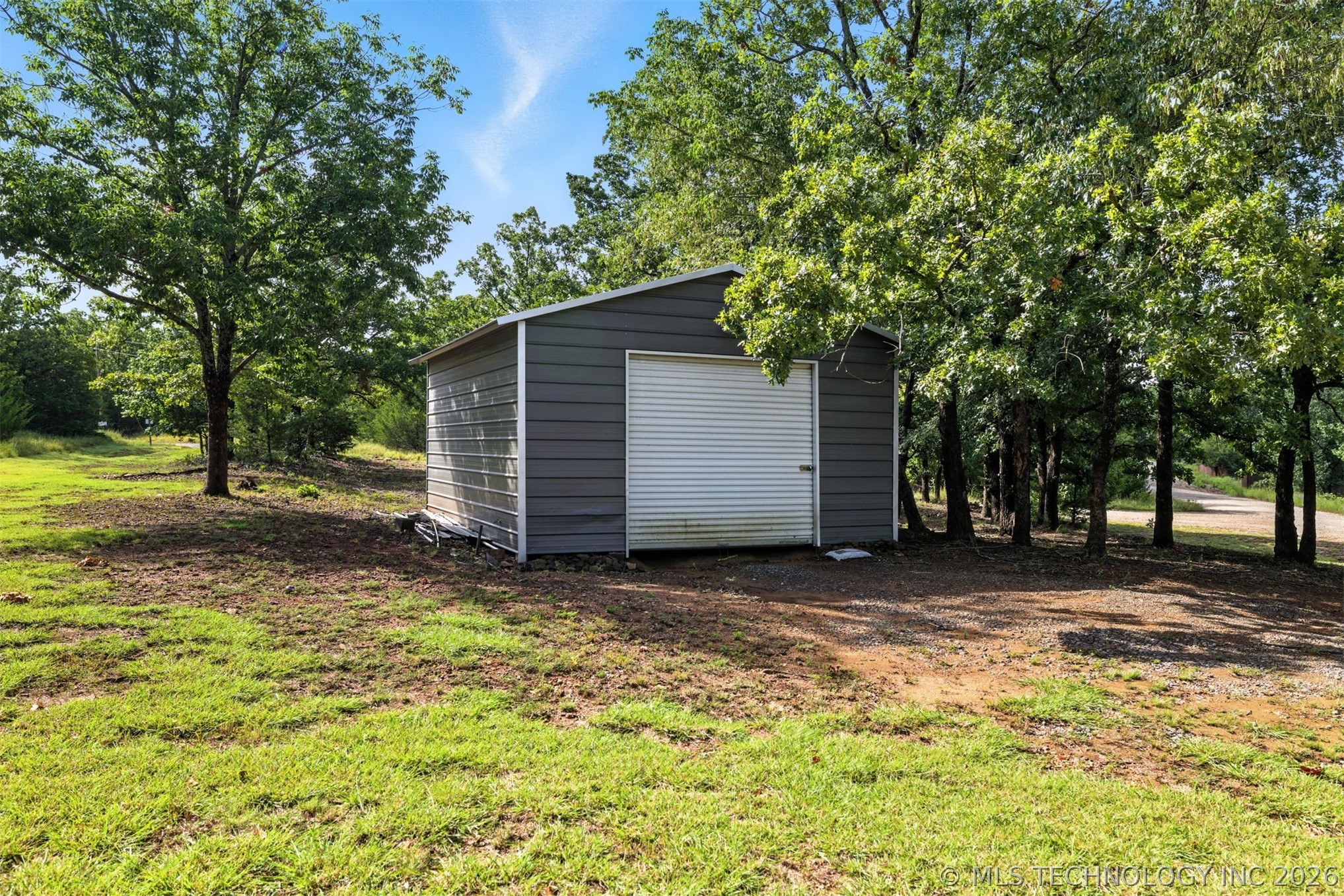 674 Evergreen Lane Property Photo 10