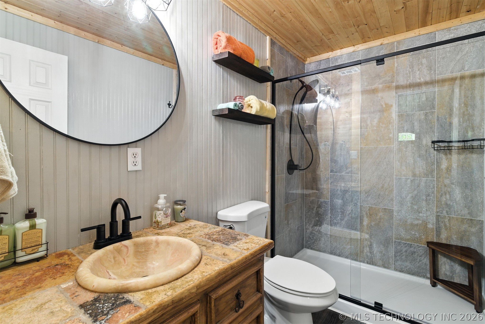 674 Evergreen Lane Property Photo 14