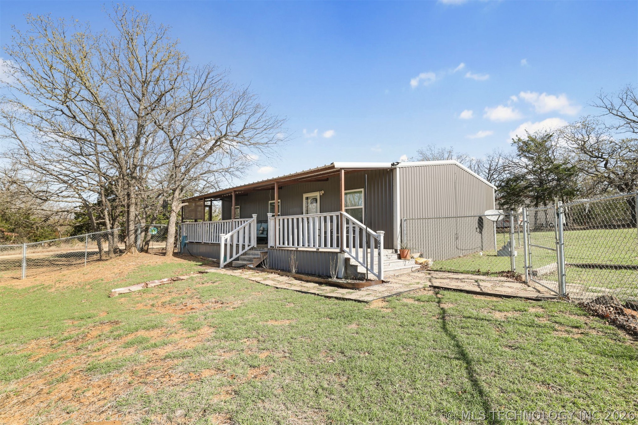 674 Evergreen Lane Property Photo 17