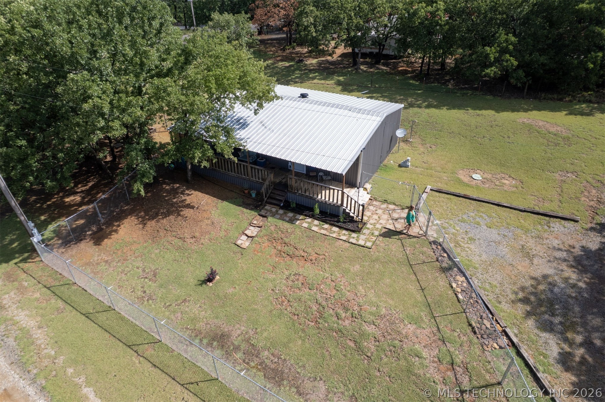 674 Evergreen Lane Property Photo 18