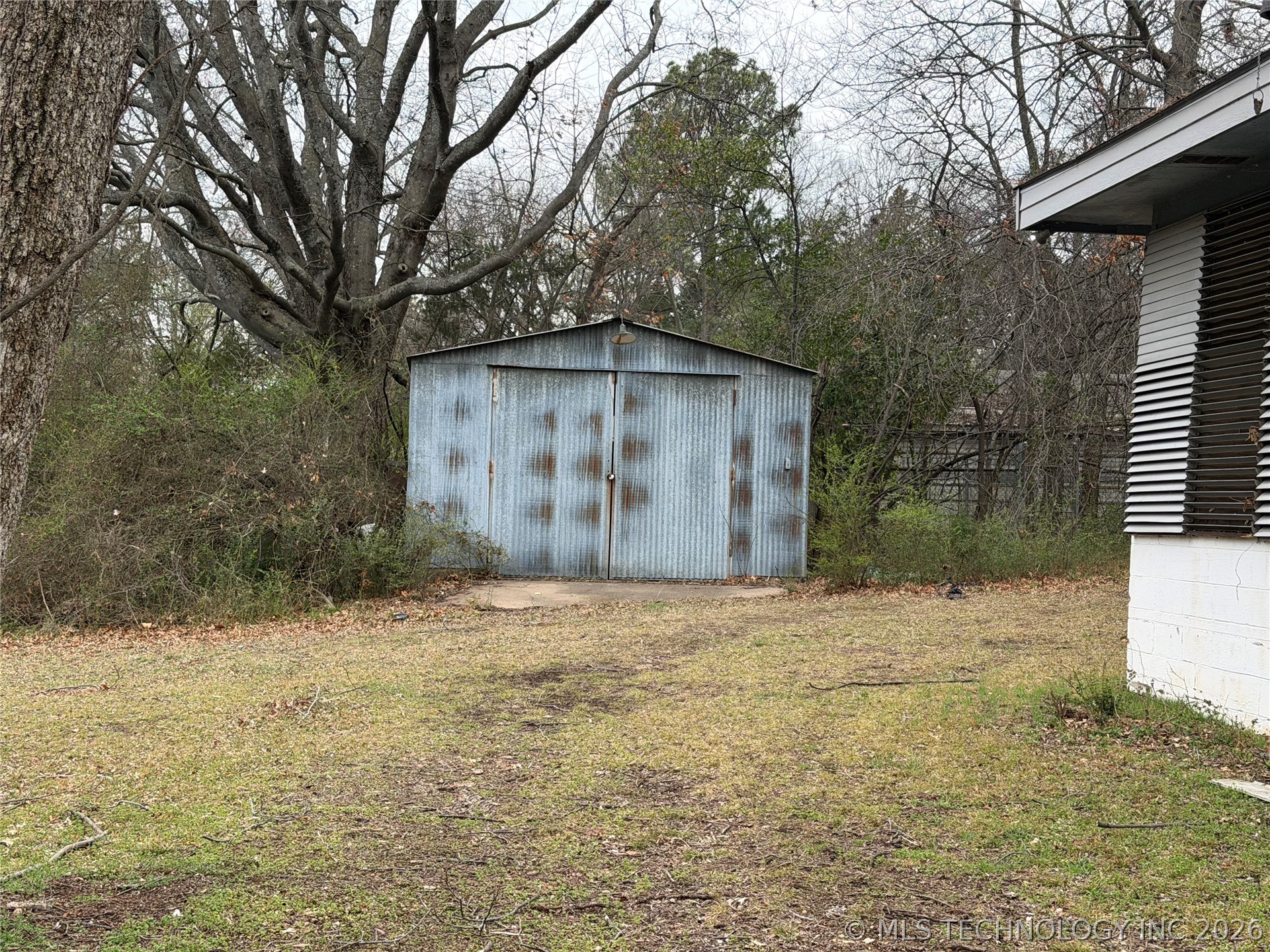 32642 E 713 Road Property Photo 4