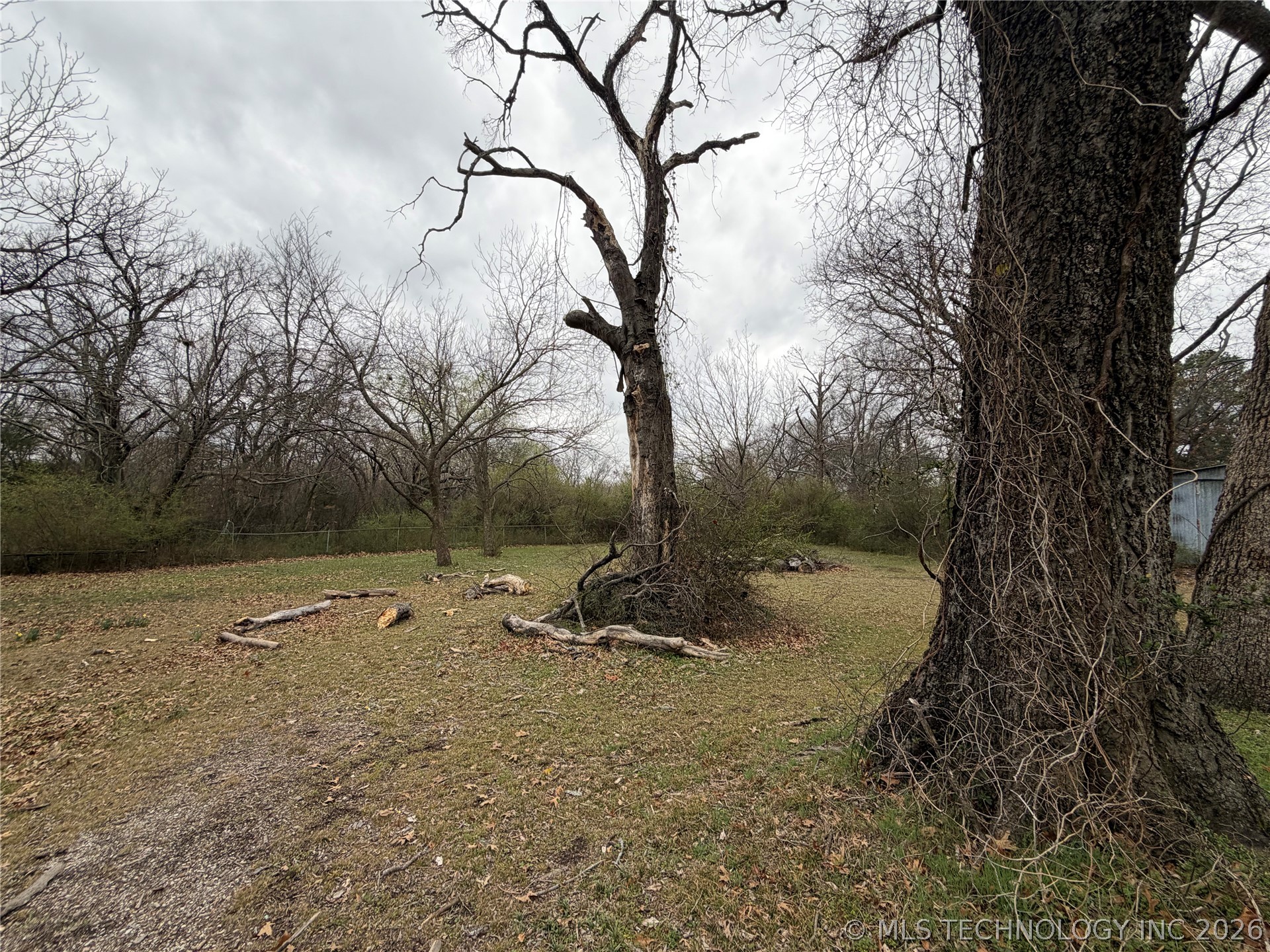32642 E 713 Road Property Photo 6