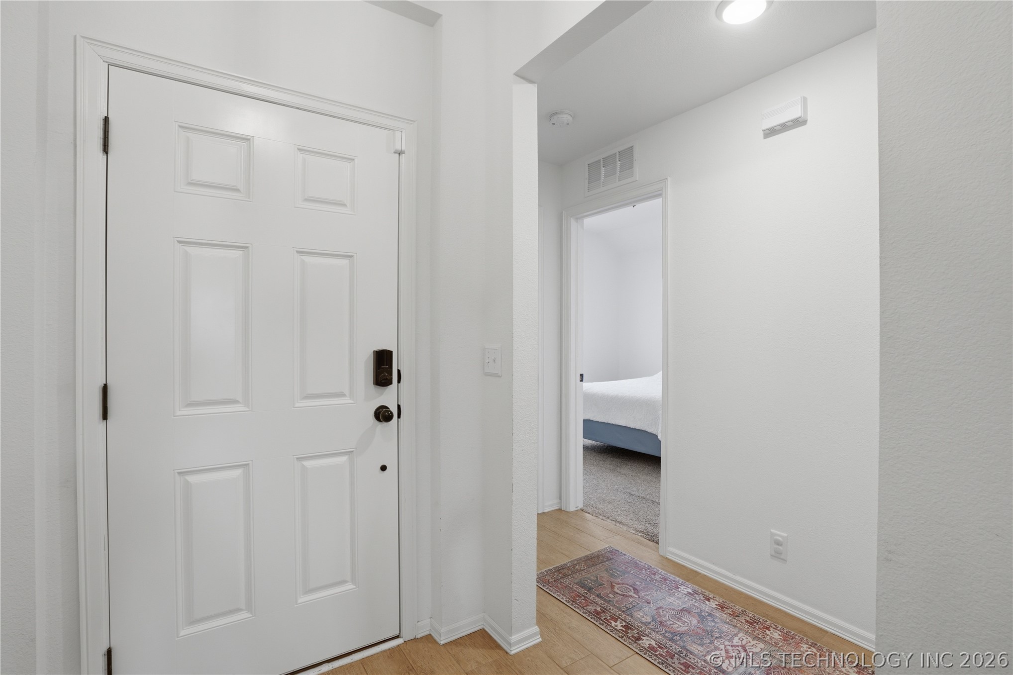 12216 N 130 Avenue Property Photo 7