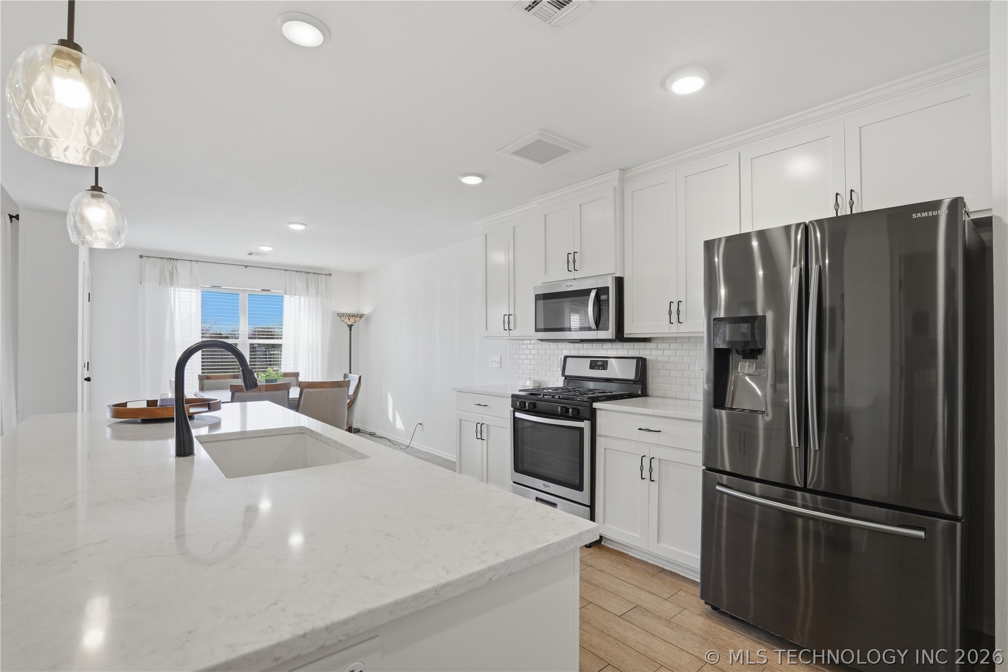 12216 N 130 Avenue Property Photo 19