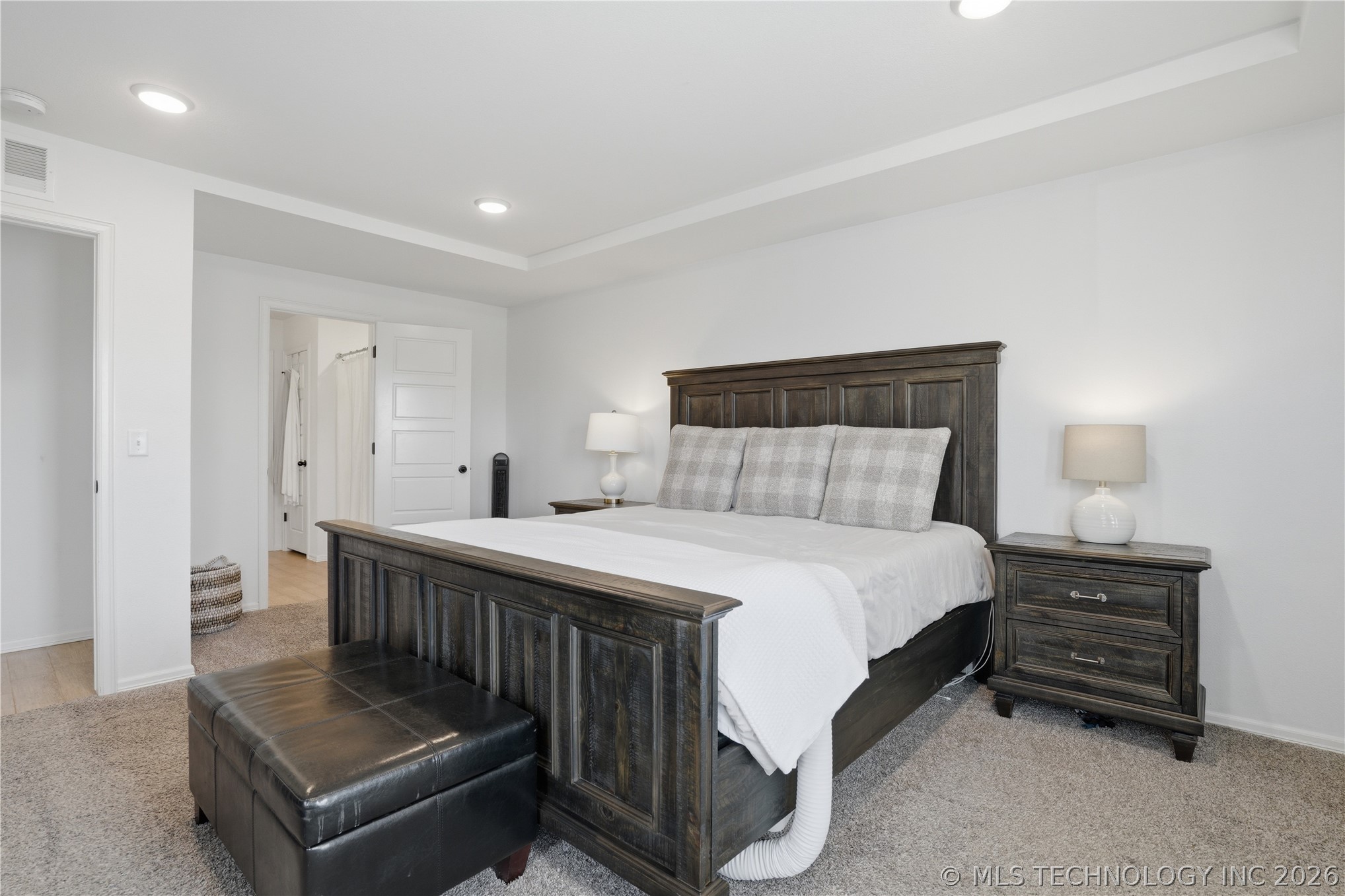 12216 N 130 Avenue Property Photo 24