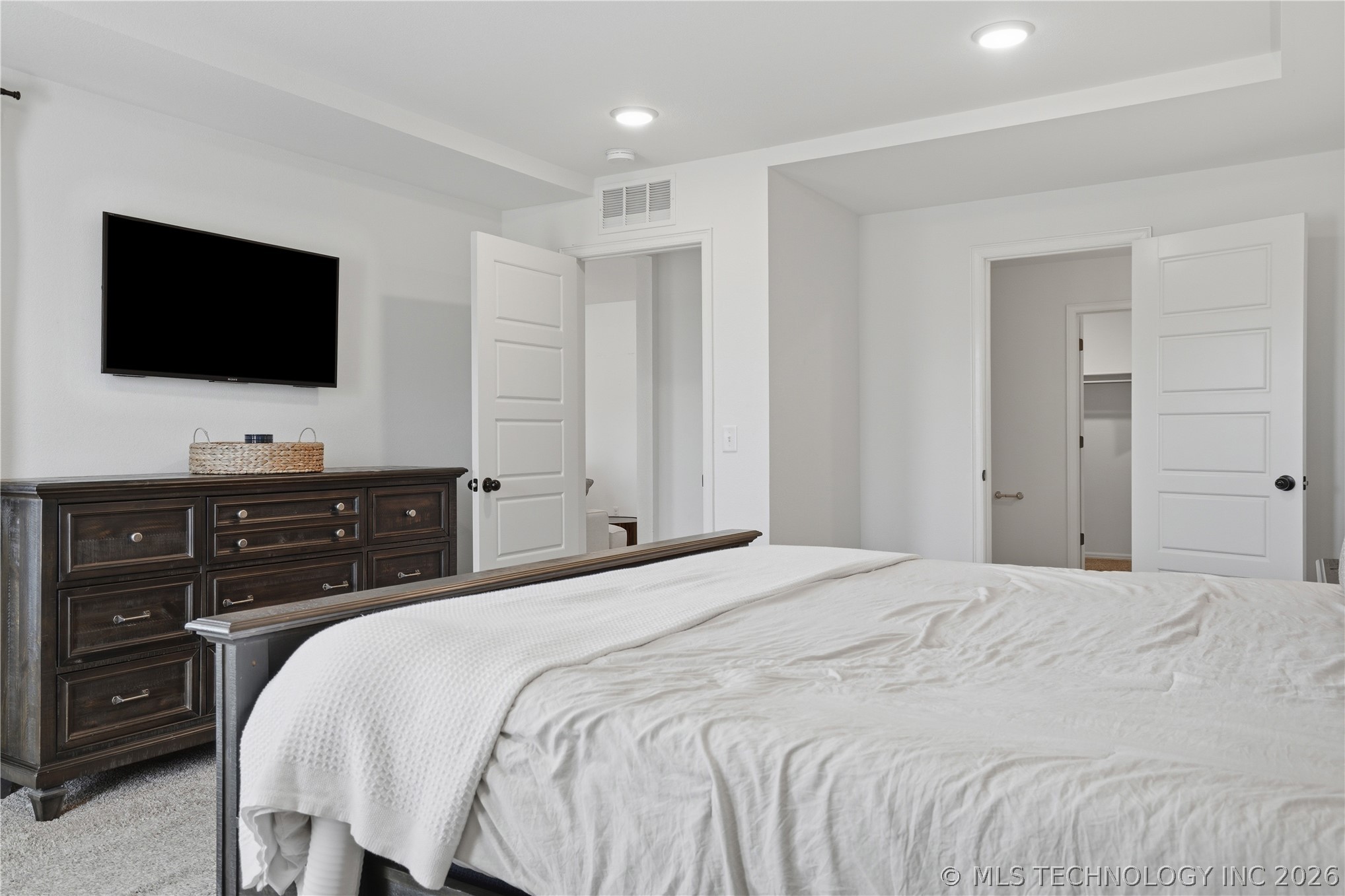 12216 N 130 Avenue Property Photo 25