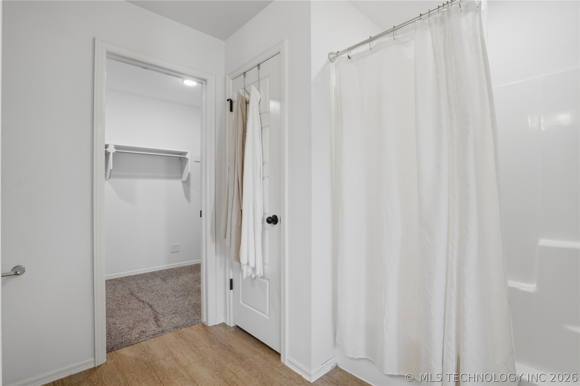 12216 N 130 Avenue Property Photo 28