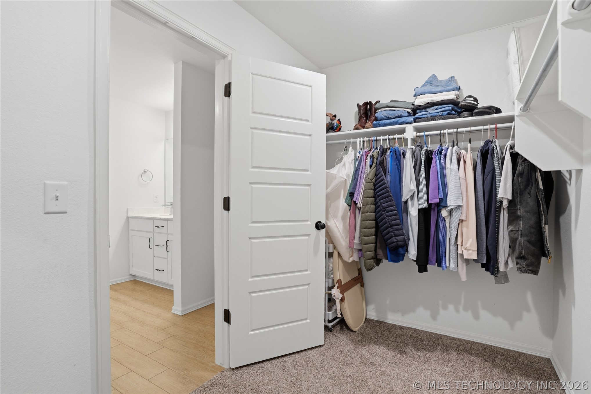 12216 N 130 Avenue Property Photo 31