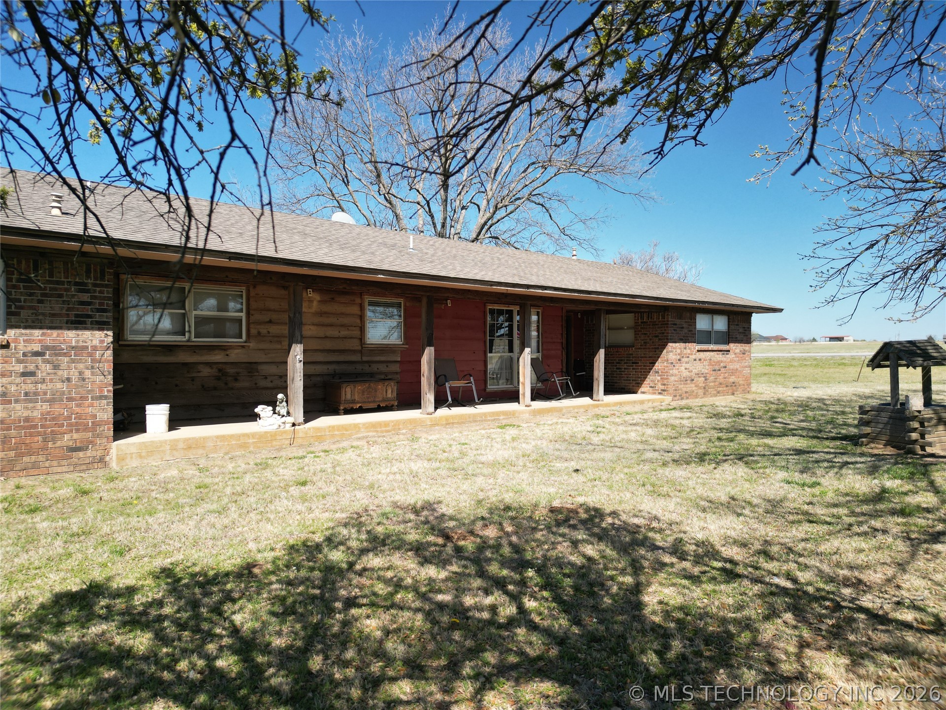 9054 Allen Property Photo 1