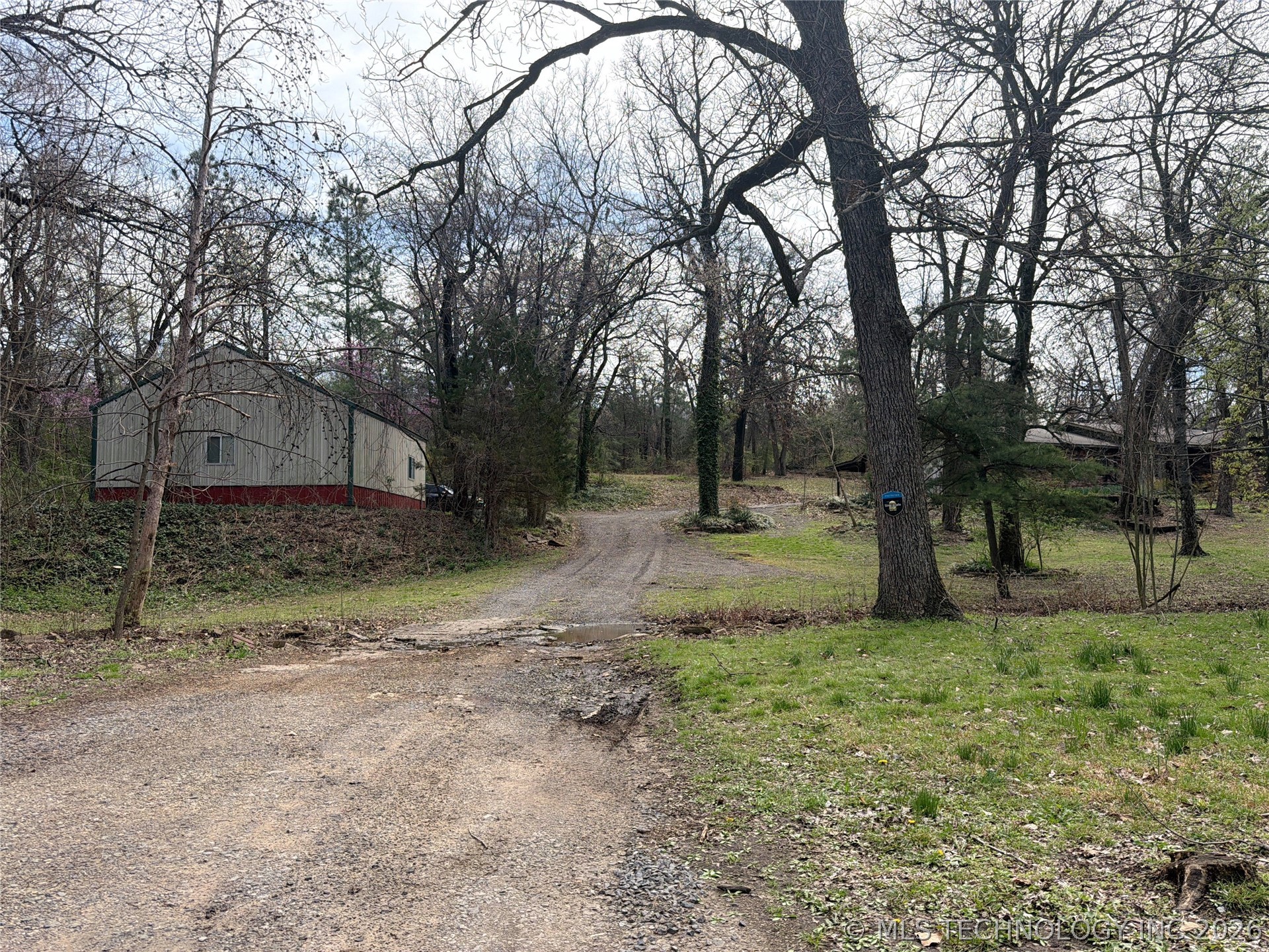 6311 E 81 Street N Property Photo 3