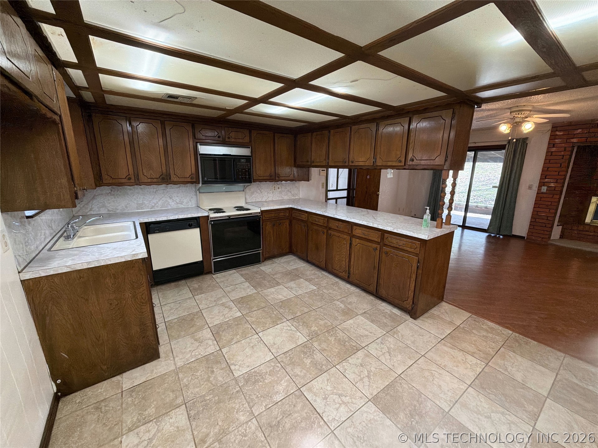 6311 E 81 Street N Property Photo 16