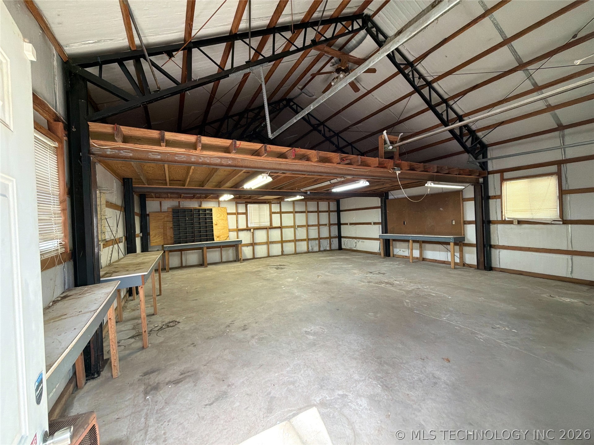 6311 E 81 Street N Property Photo 28