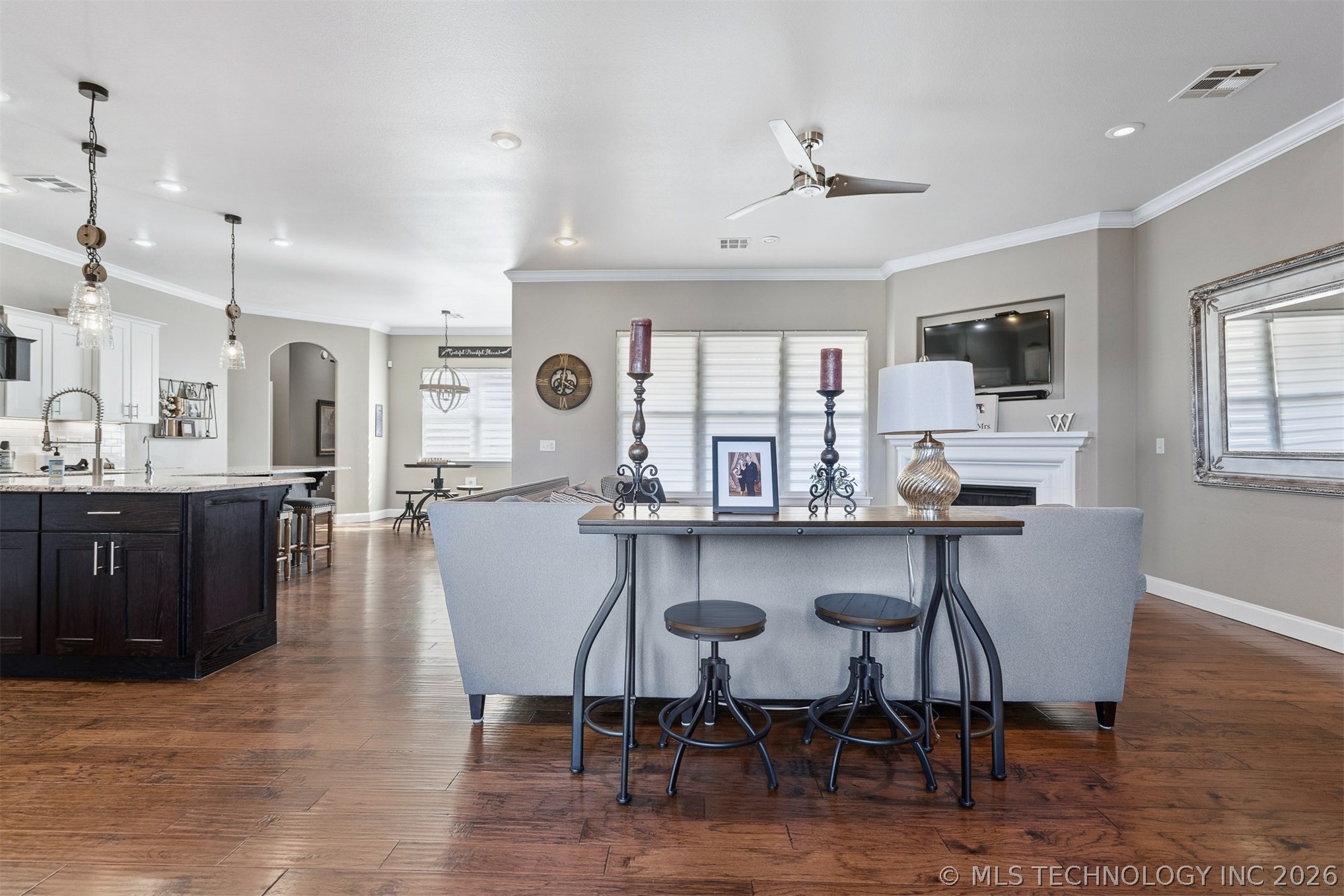 1451 Gateway Road Property Photo 15