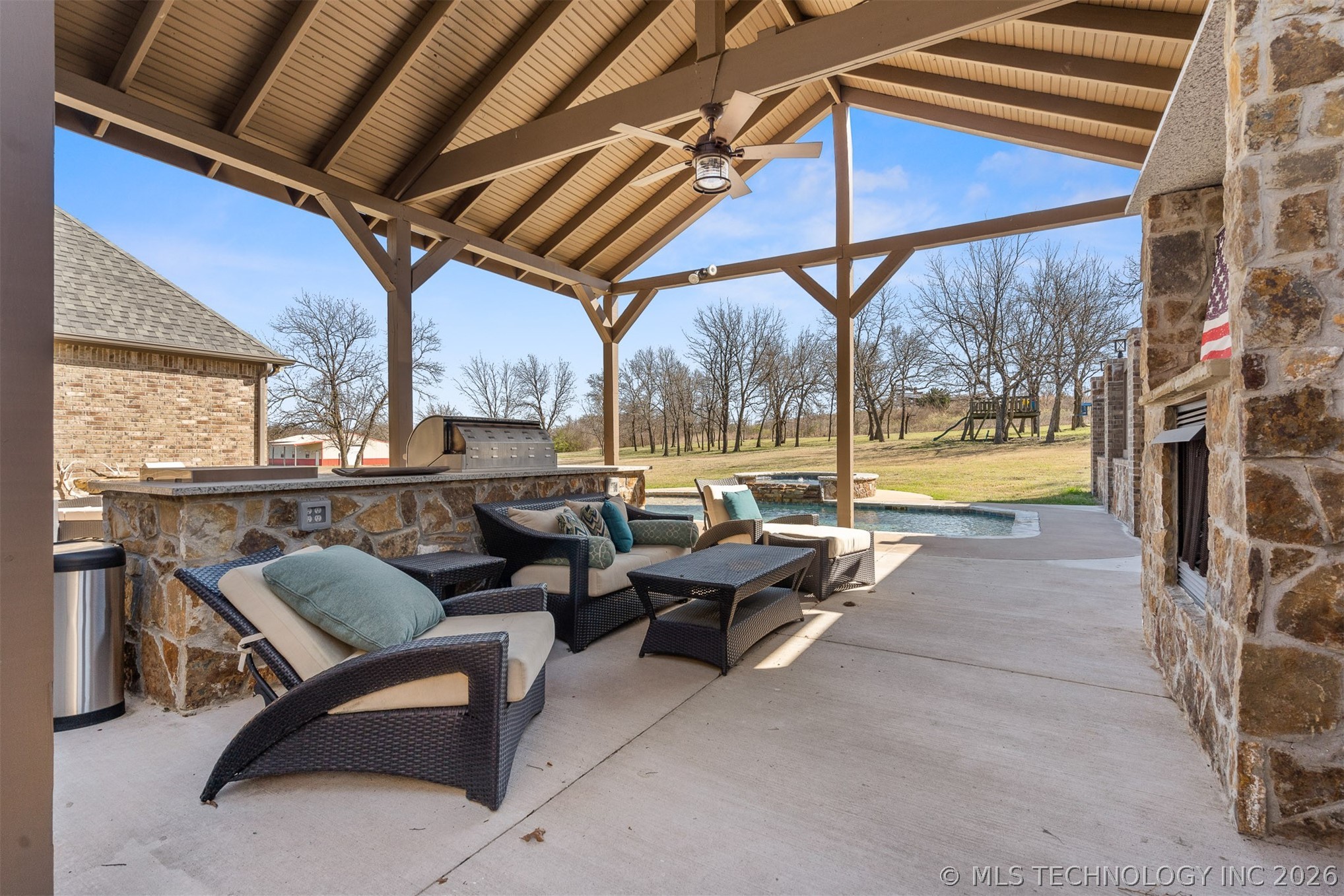 1451 Gateway Road Property Photo 46