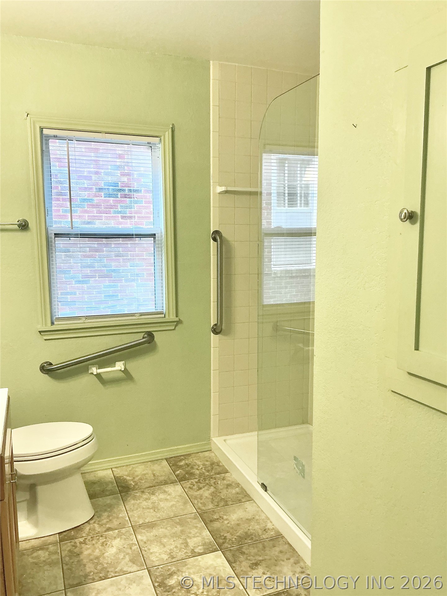 2424 N Boston Avenue Property Photo 22
