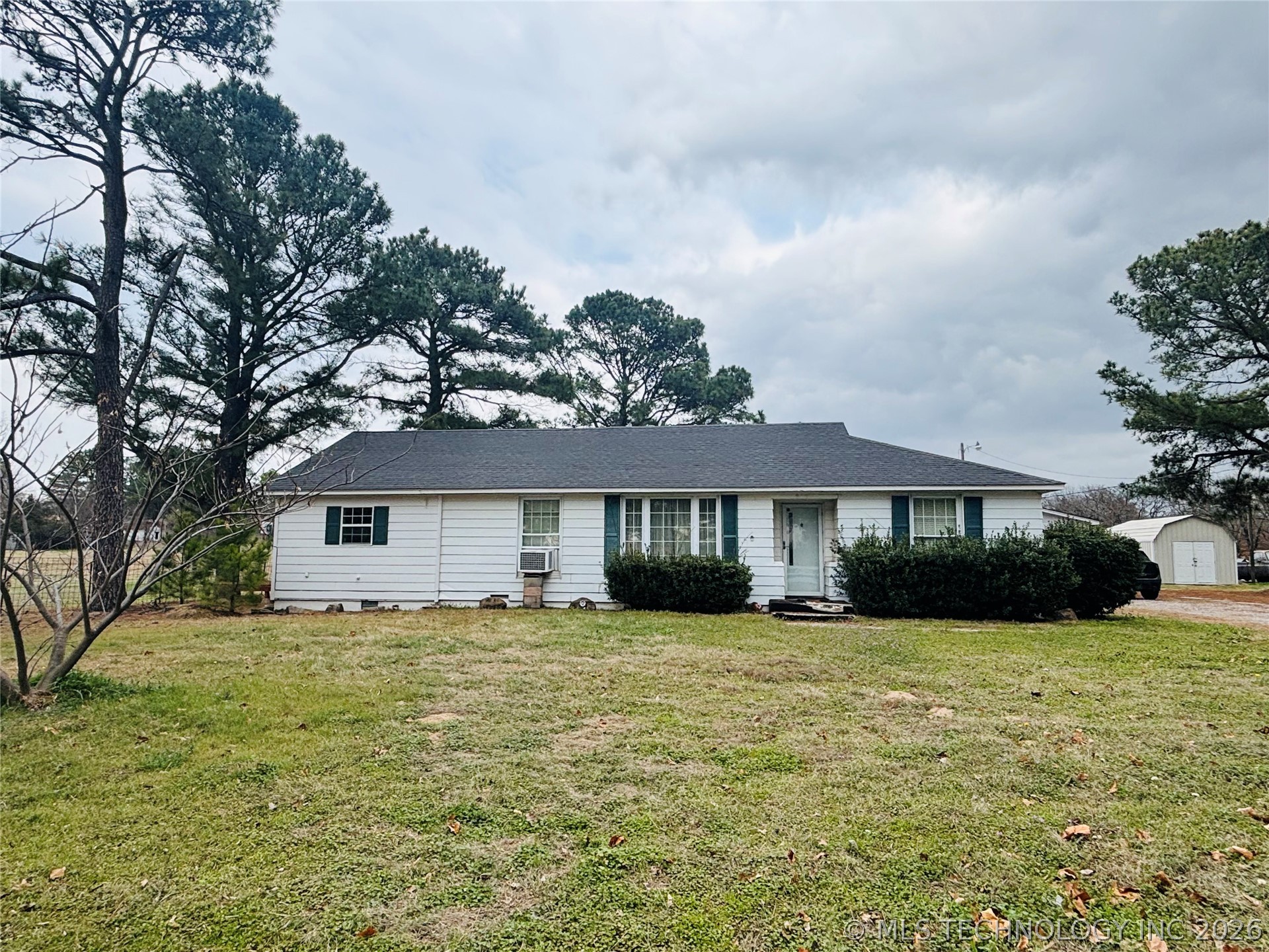 918 Harvey Road Property Photo 1