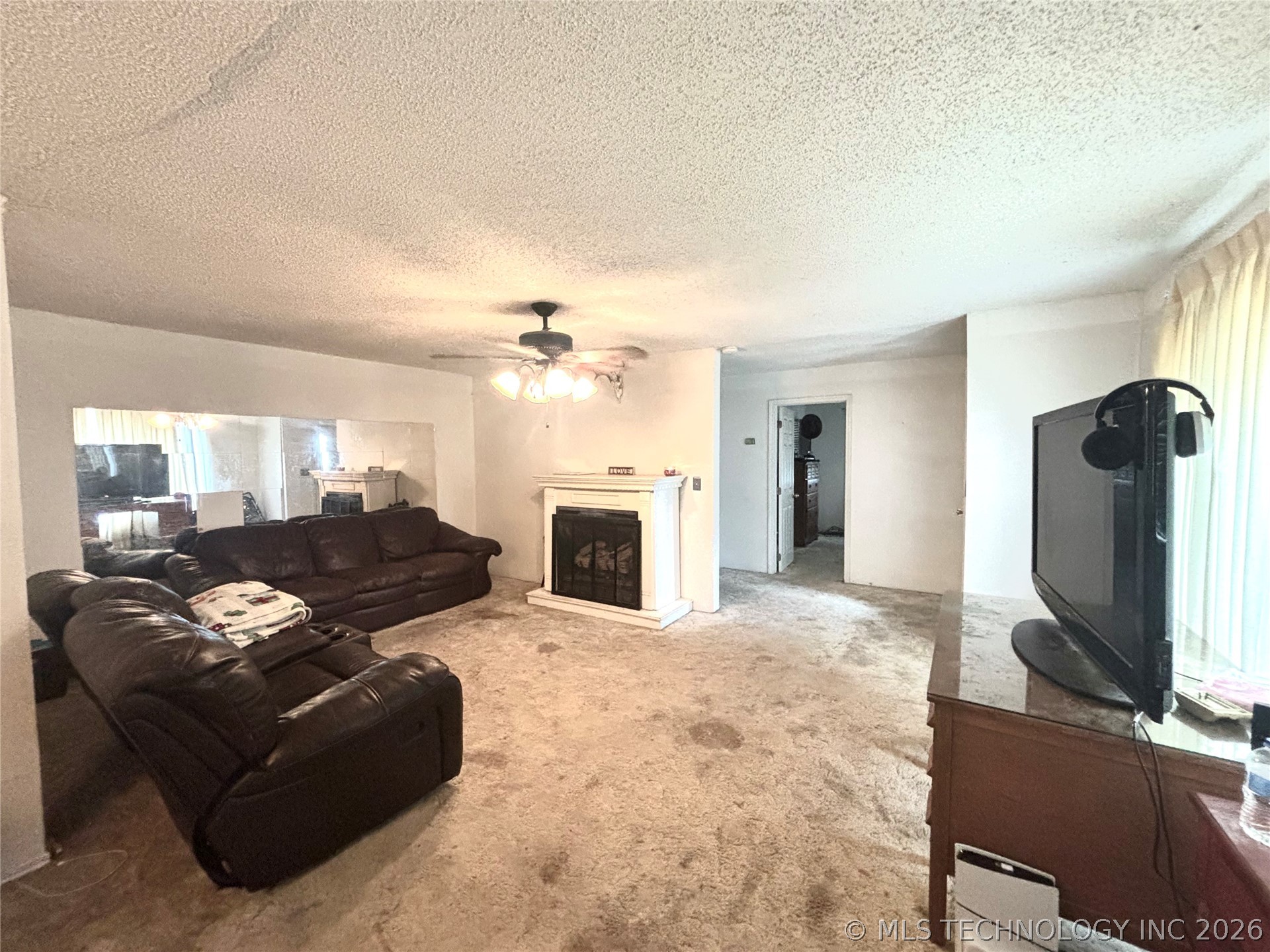 918 Harvey Road Property Photo 6
