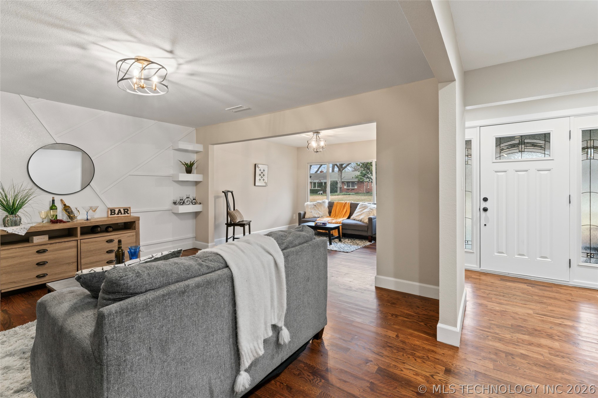 2448 E 56th Place Property Photo 8