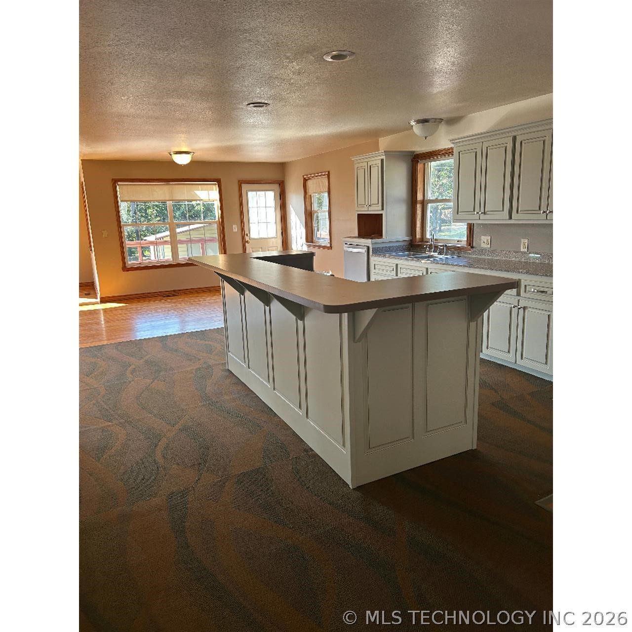 30245 S 210th Road Property Photo 11