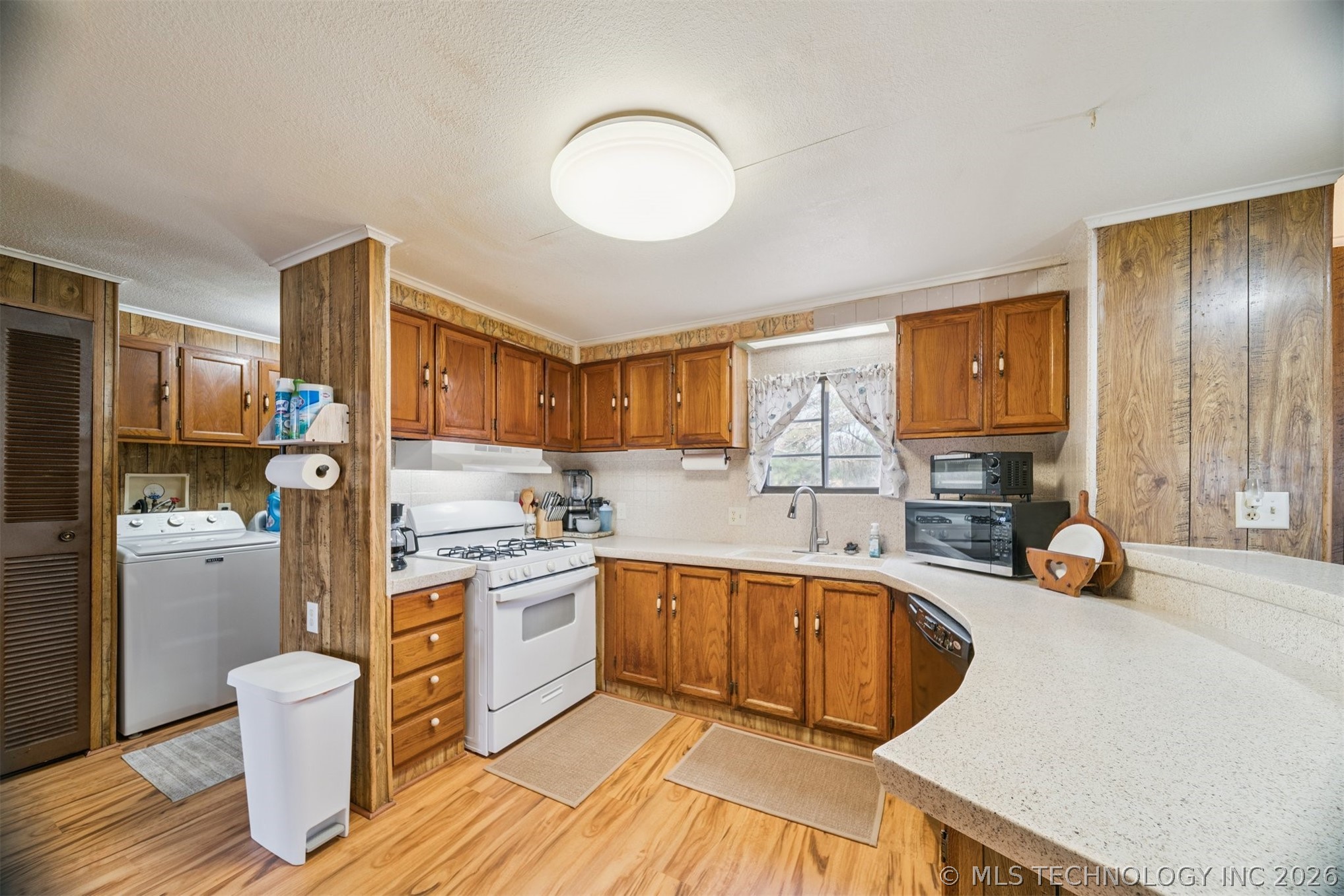358126 E 5400 Road Property Photo 9